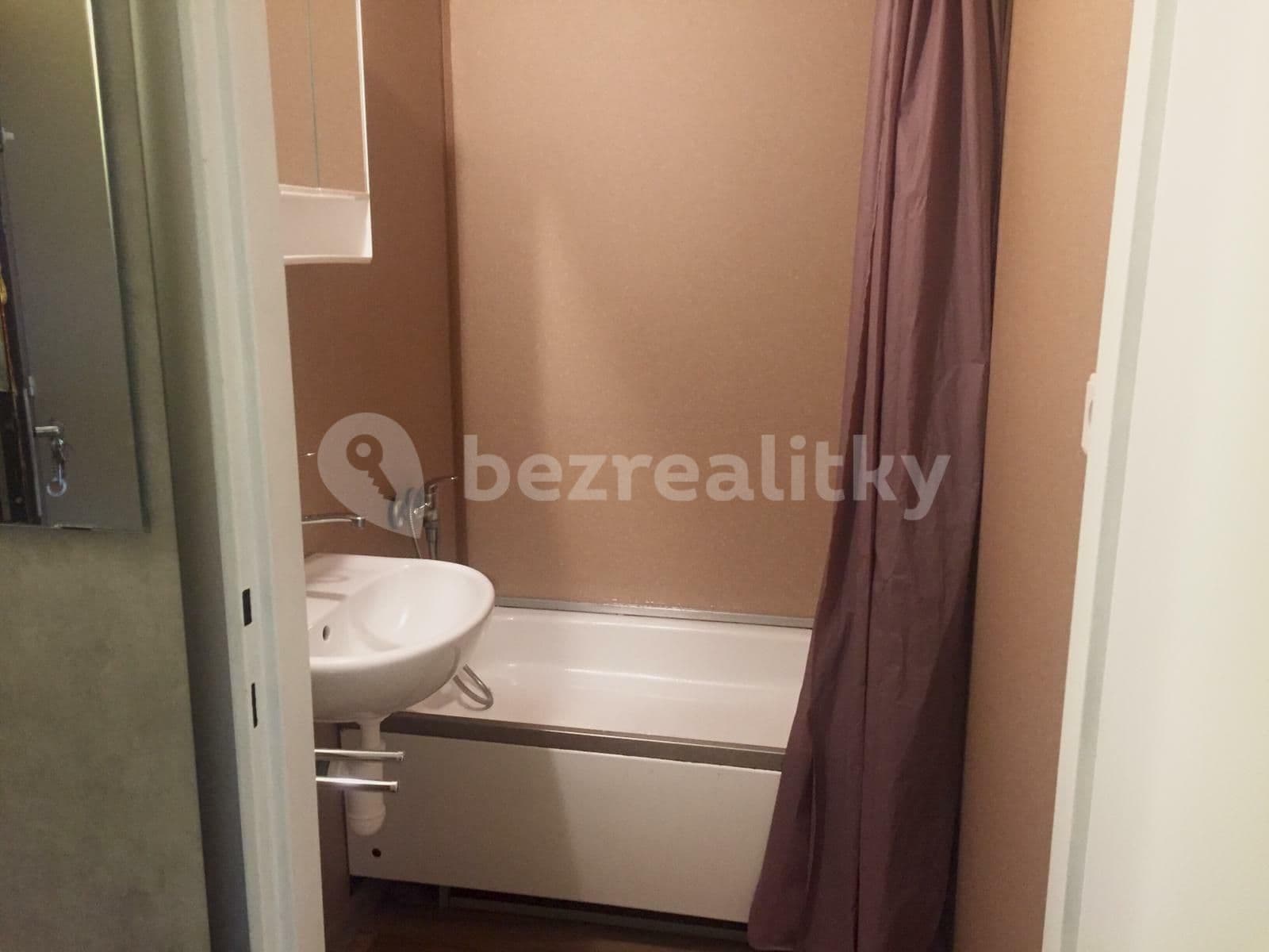 Pronájem bytu 1+kk 35 m², Klukovická, Praha, Praha Pronájem bytu 1+kk 35 m², Klukovická, Praha, Praha