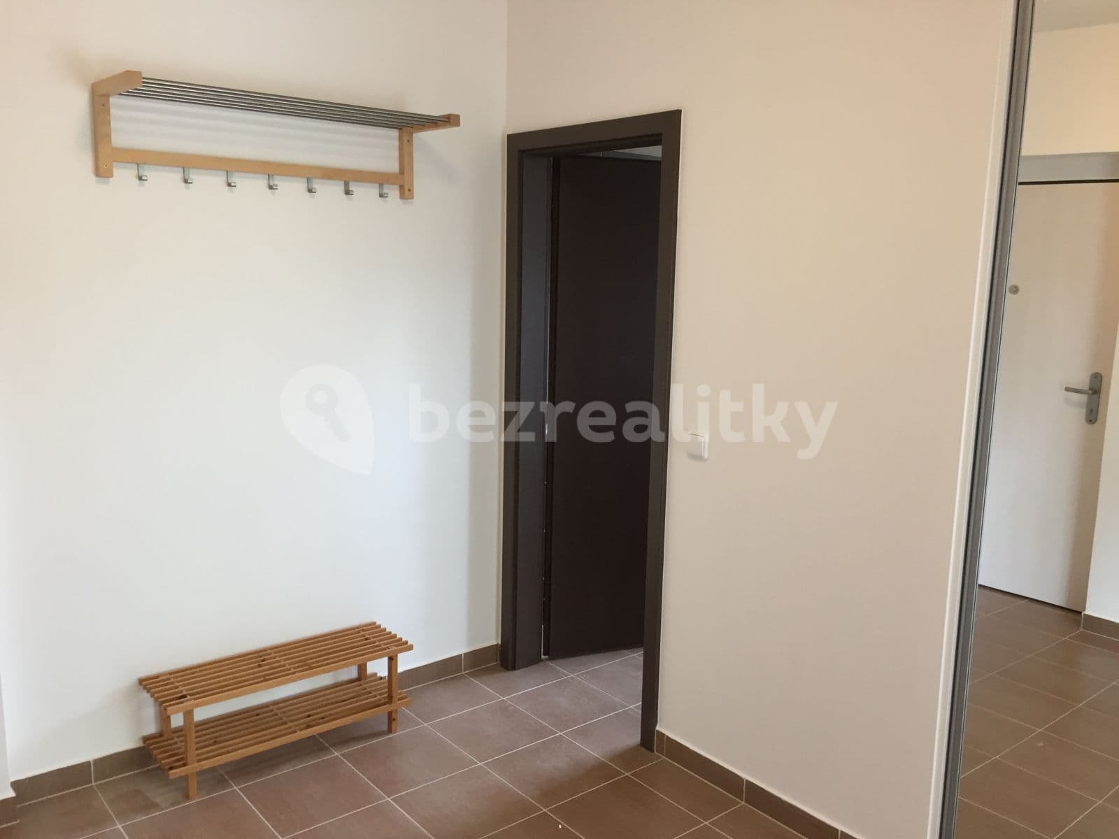 Pronájem bytu 2+kk 65 m², Antonína Petrofa, Hradec Králové, Královéhradecký kraj Pronájem bytu 2+kk 65 m², Antonína Petrofa, Hradec Králové, Královéhradecký kraj