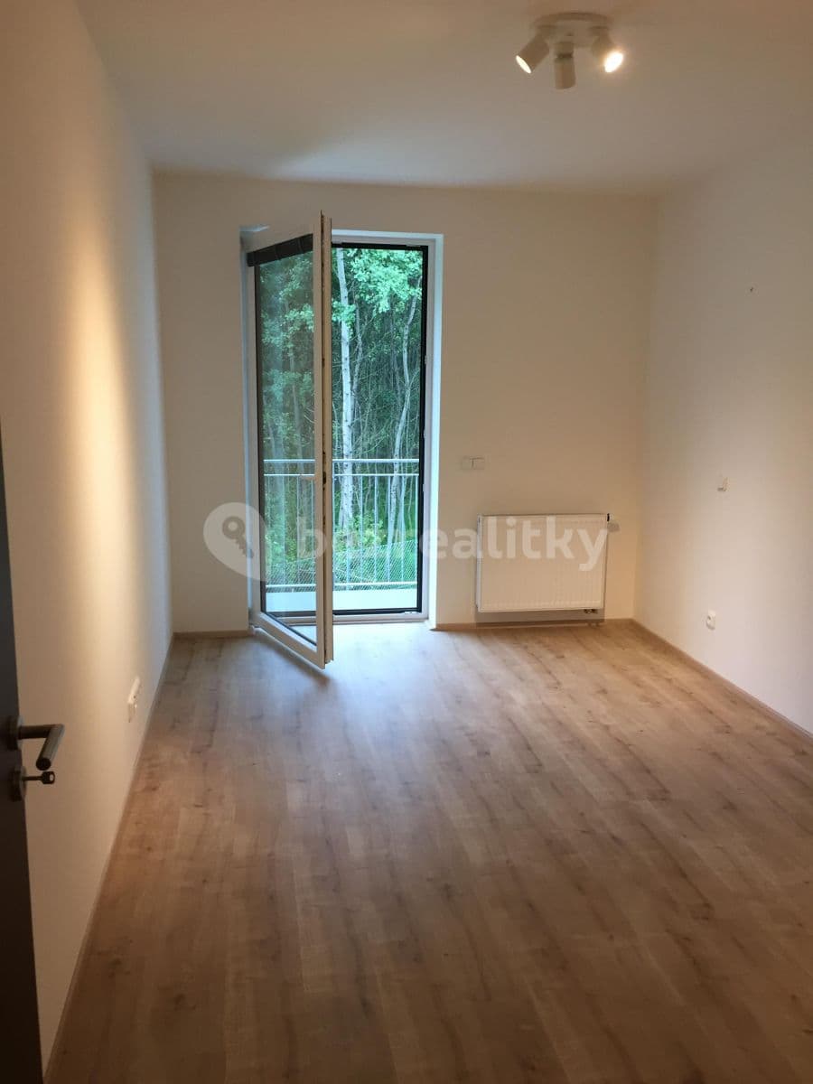 Pronájem bytu 2+kk 65 m², Antonína Petrofa, Hradec Králové, Královéhradecký kraj Pronájem bytu 2+kk 65 m², Antonína Petrofa, Hradec Králové, Královéhradecký kraj