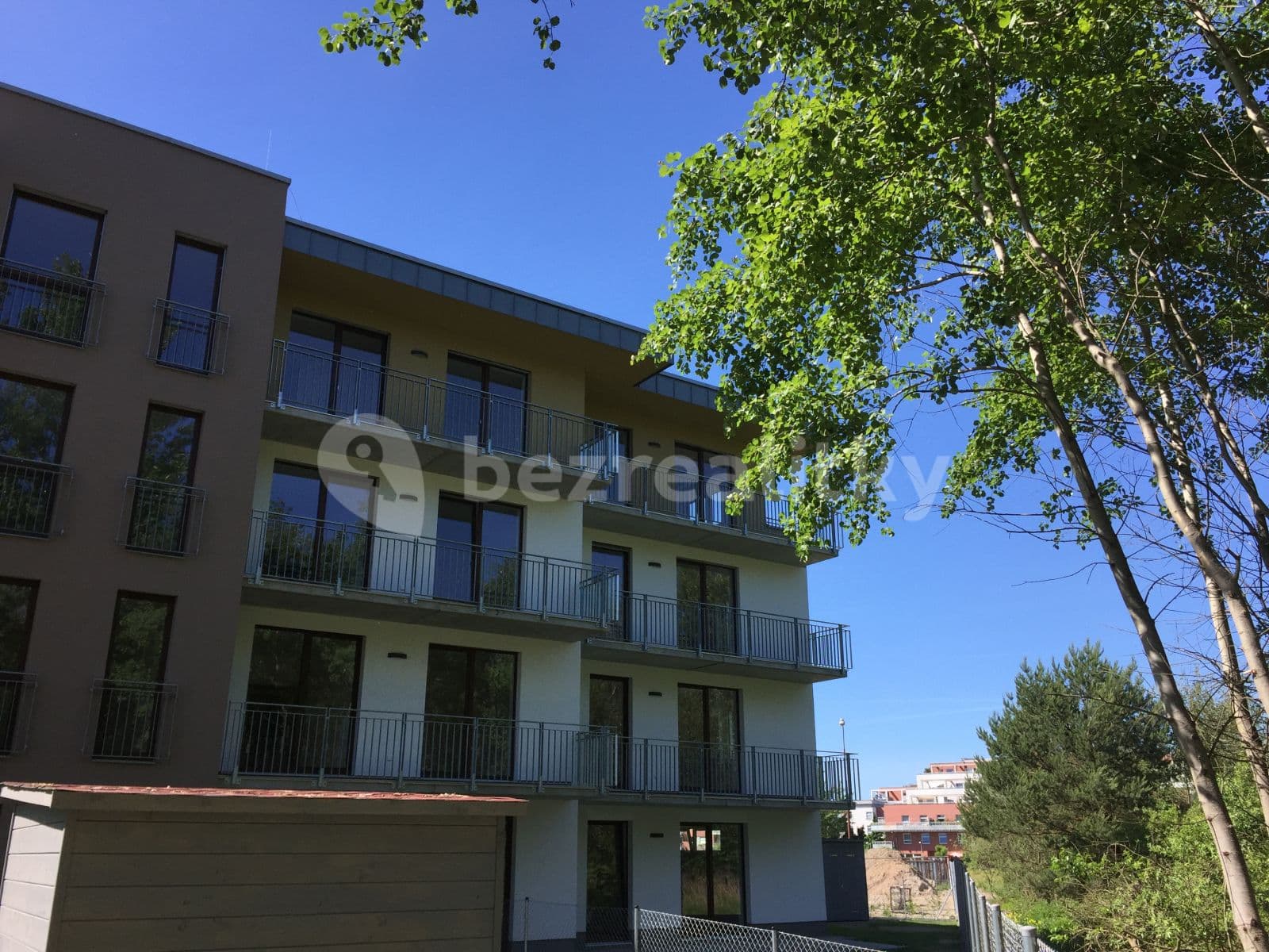 Pronájem bytu 2+kk 65 m², Antonína Petrofa, Hradec Králové, Královéhradecký kraj Pronájem bytu 2+kk 65 m², Antonína Petrofa, Hradec Králové, Královéhradecký kraj