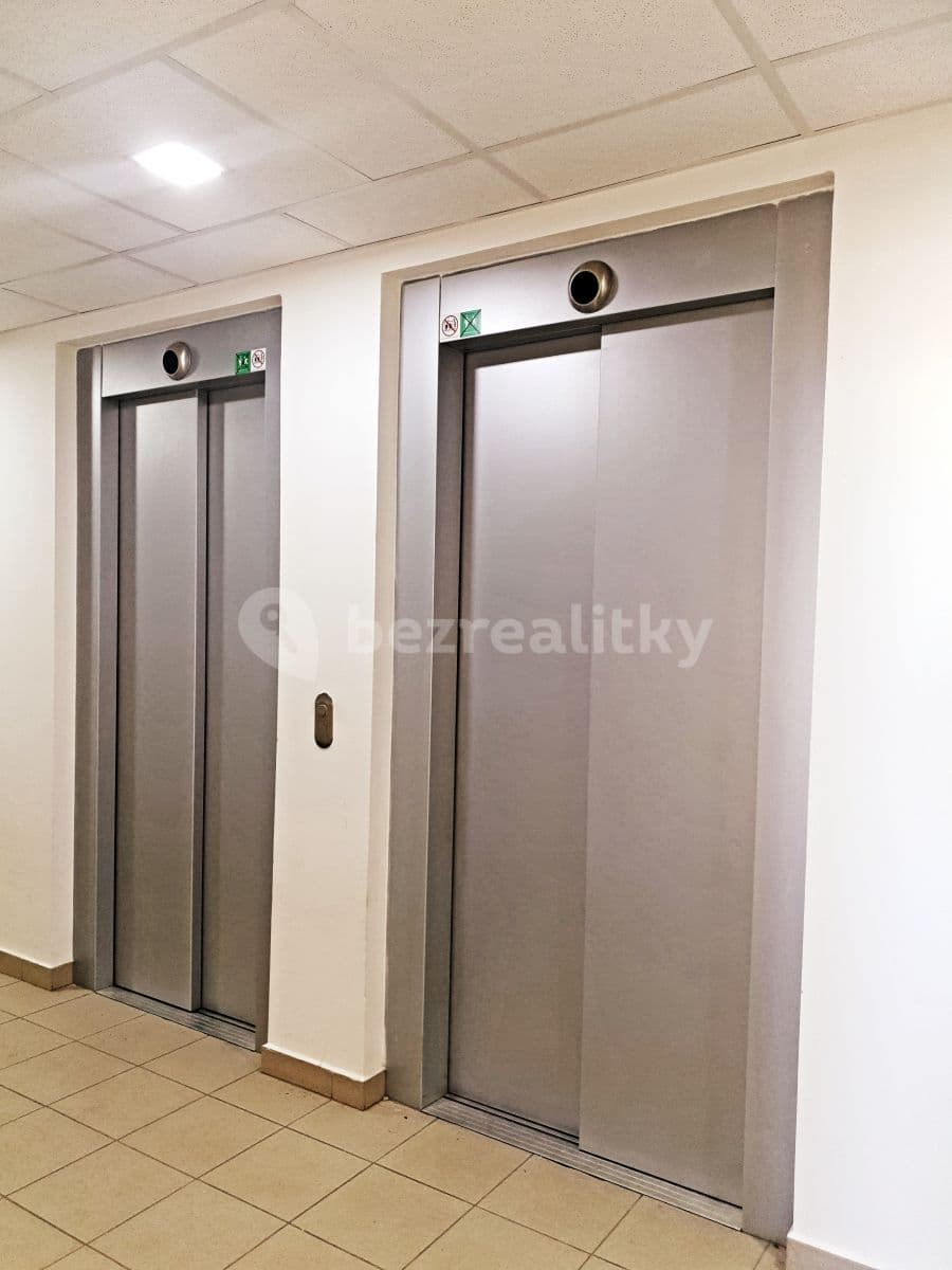 Pronájem bytu 2+kk 42 m², Tenisová, Praha, Praha Pronájem bytu 2+kk 42 m², Tenisová, Praha, Praha