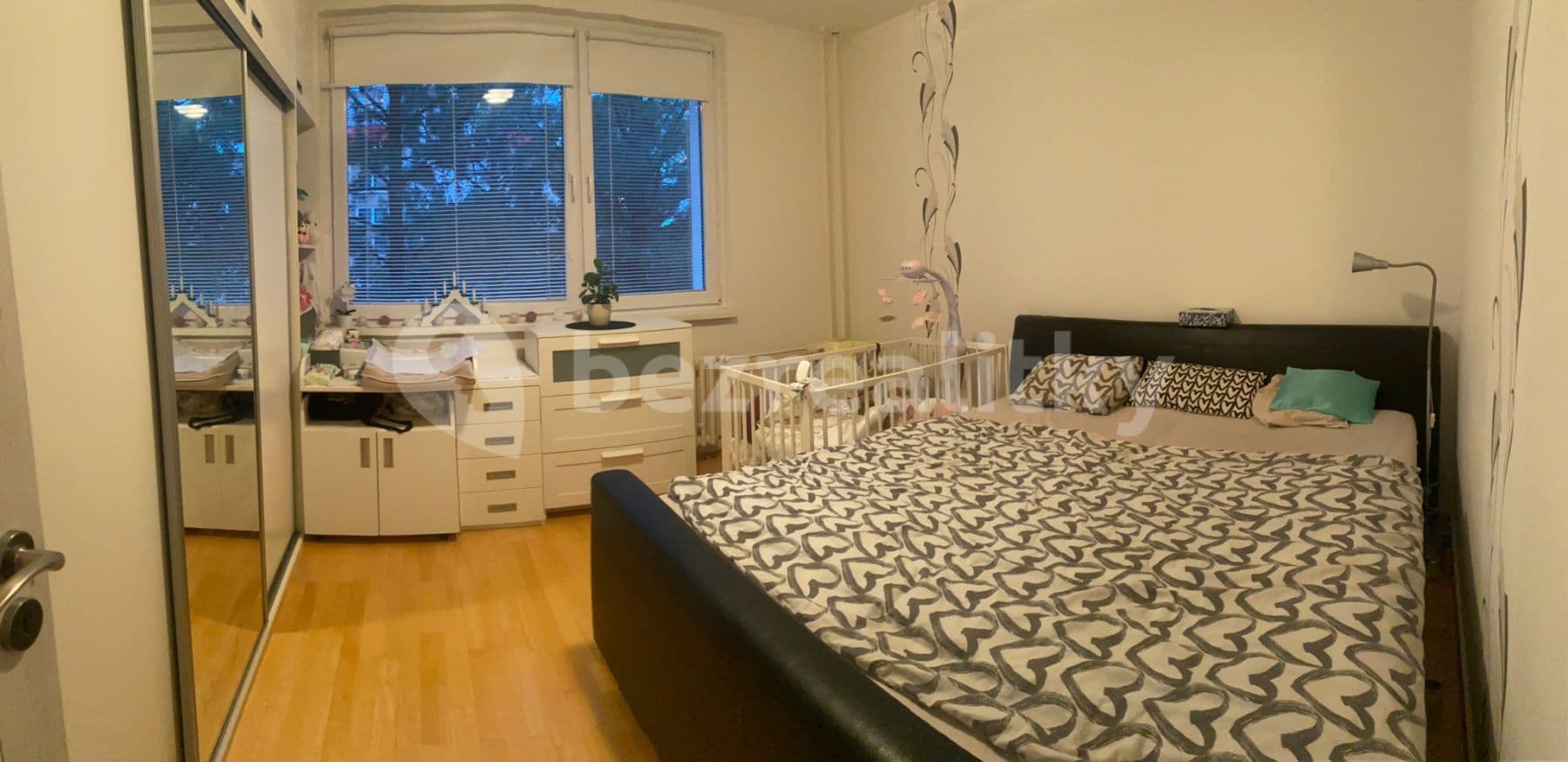 Pronájem bytu 2+kk 49 m², Brichtova, Praha, Praha Pronájem bytu 2+kk 49 m², Brichtova, Praha, Praha
