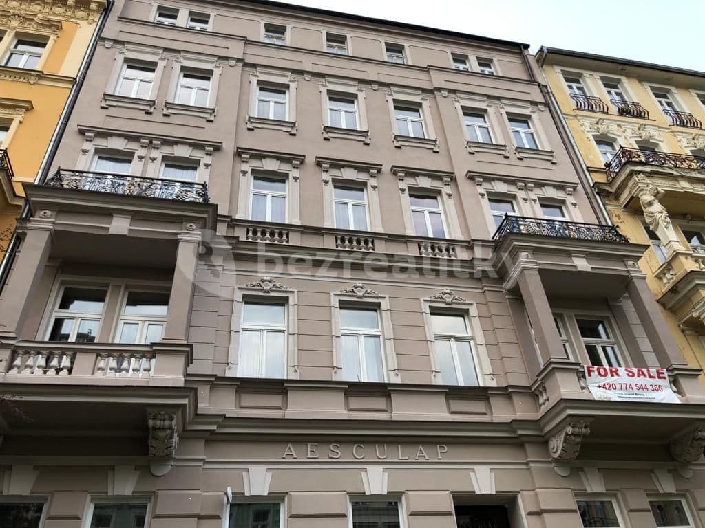 Pronájem bytu 1+kk 50 m², Sadová, Karlovy Vary, Karlovarský kraj Pronájem bytu 1+kk 50 m², Sadová, Karlovy Vary, Karlovarský kraj