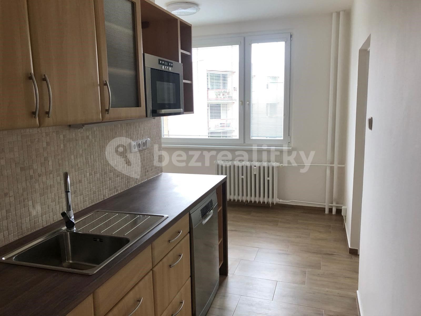Pronájem bytu 2+1 67 m², Tolstého, Ústí nad Labem, Ústecký kraj Pronájem bytu 2+1 67 m², Tolstého, Ústí nad Labem, Ústecký kraj