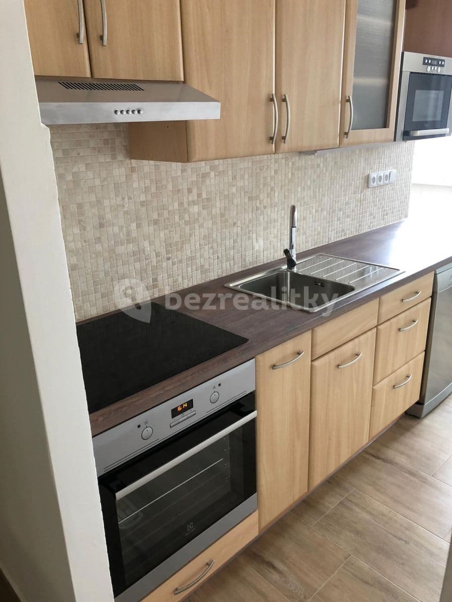 Pronájem bytu 2+1 67 m², Tolstého, Ústí nad Labem, Ústecký kraj Pronájem bytu 2+1 67 m², Tolstého, Ústí nad Labem, Ústecký kraj