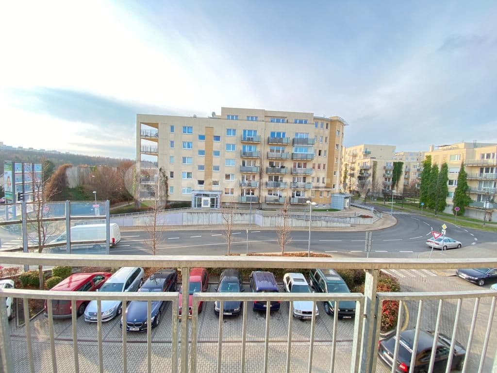 Pronájem bytu 1+kk 35 m², Bratislavská, Praha, Praha Pronájem bytu 1+kk 35 m², Bratislavská, Praha, Praha