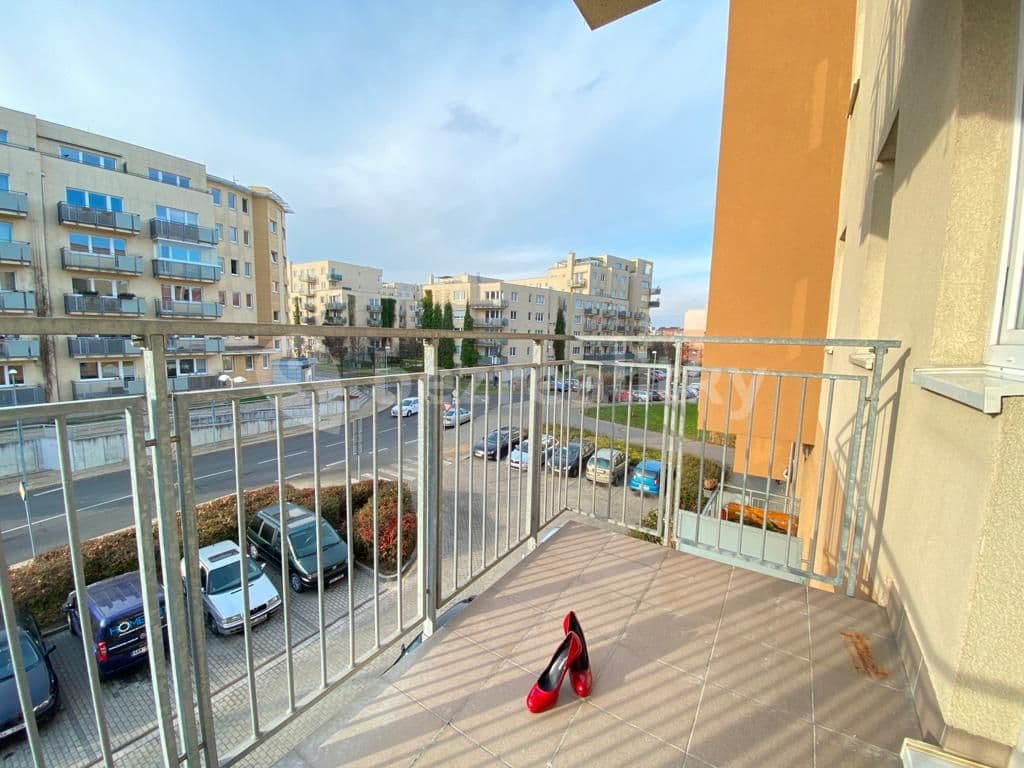 Pronájem bytu 1+kk 35 m², Bratislavská, Praha, Praha Pronájem bytu 1+kk 35 m², Bratislavská, Praha, Praha