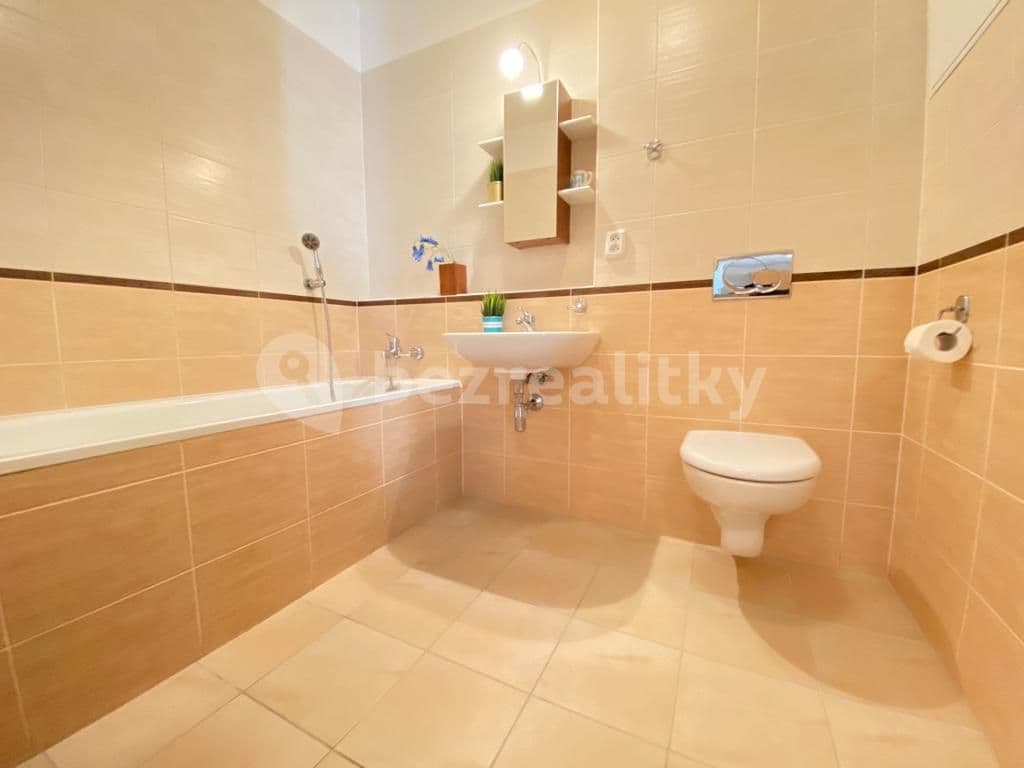 Pronájem bytu 1+kk 35 m², Bratislavská, Praha, Praha Pronájem bytu 1+kk 35 m², Bratislavská, Praha, Praha