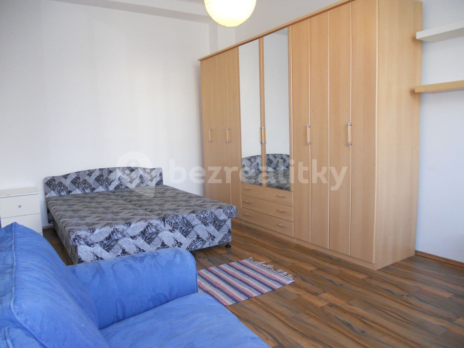 Pronájem bytu 1+1 46 m², Hollarovo náměstí, Praha, Praha Pronájem bytu 1+1 46 m², Hollarovo náměstí, Praha, Praha