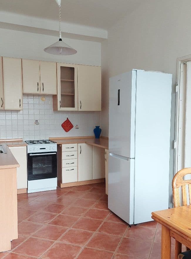 Pronájem bytu 1+1 46 m², Hollarovo náměstí, Praha, Praha Pronájem bytu 1+1 46 m², Hollarovo náměstí, Praha, Praha