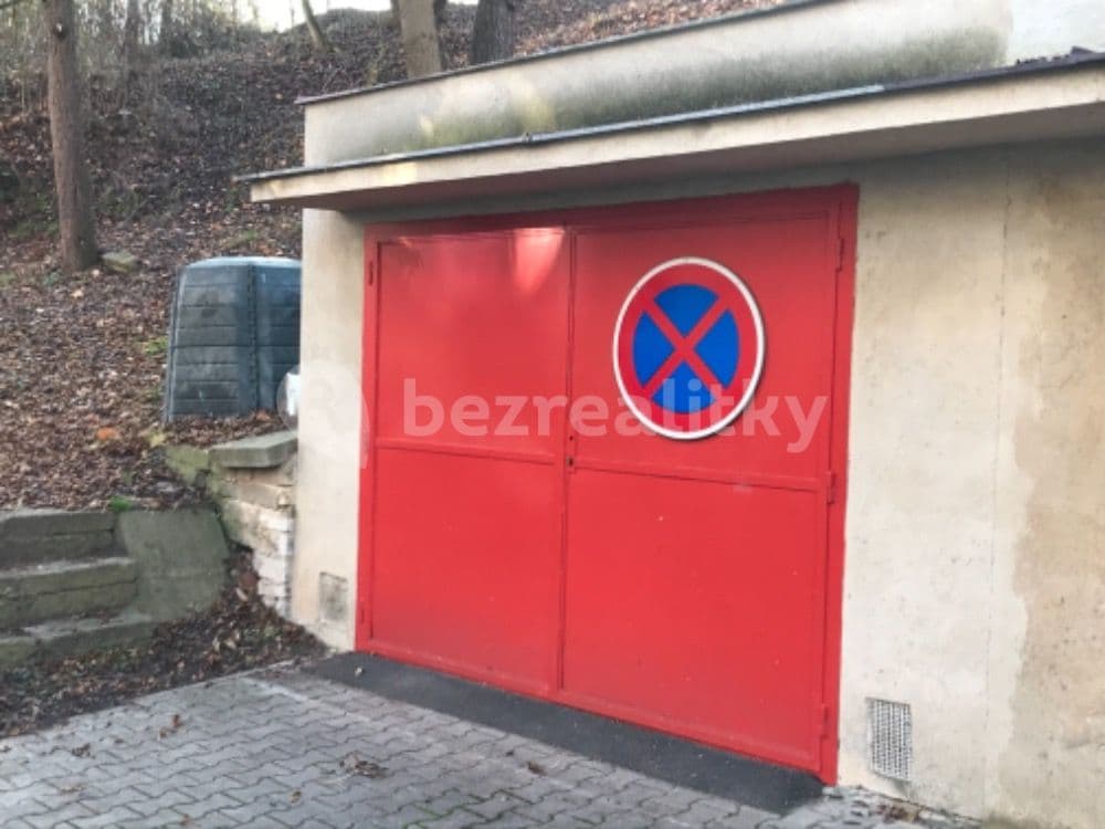 Pronájem garáže 23 m², K Vodojemu, Praha, Praha Pronájem garáže 23 m², K Vodojemu, Praha, Praha
