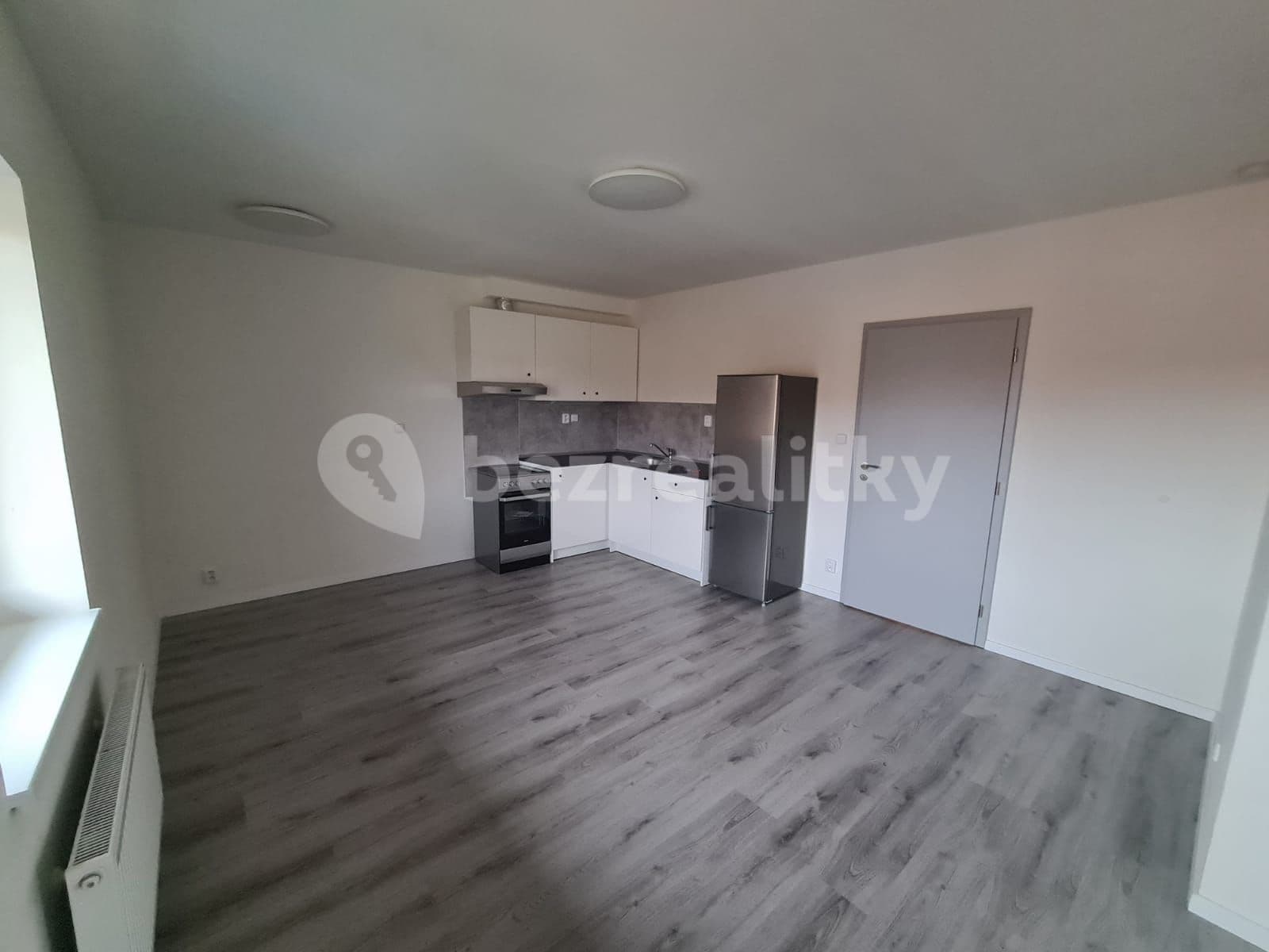 Pronájem bytu 2+kk 48 m², Československé armády, Hostivice, Středočeský kraj Pronájem bytu 2+kk 48 m², Československé armády, Hostivice, Středočeský kraj