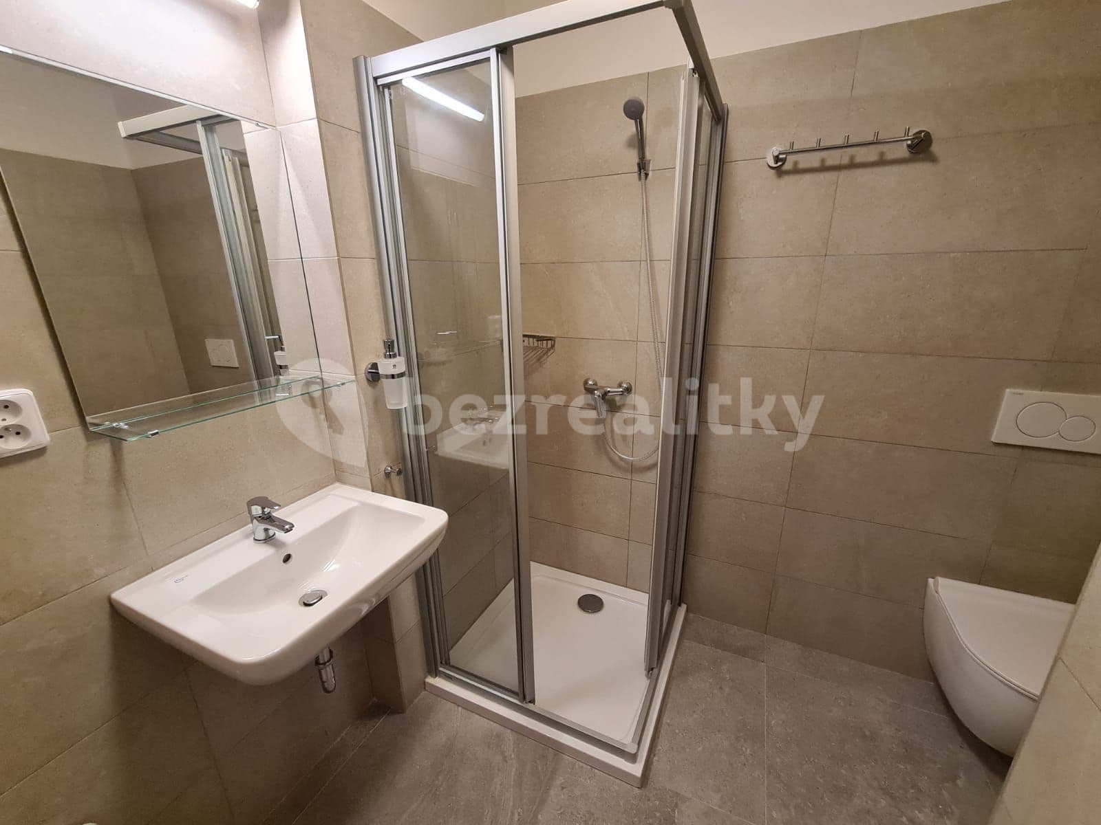 Pronájem bytu 2+kk 48 m², Československé armády, Hostivice, Středočeský kraj Pronájem bytu 2+kk 48 m², Československé armády, Hostivice, Středočeský kraj