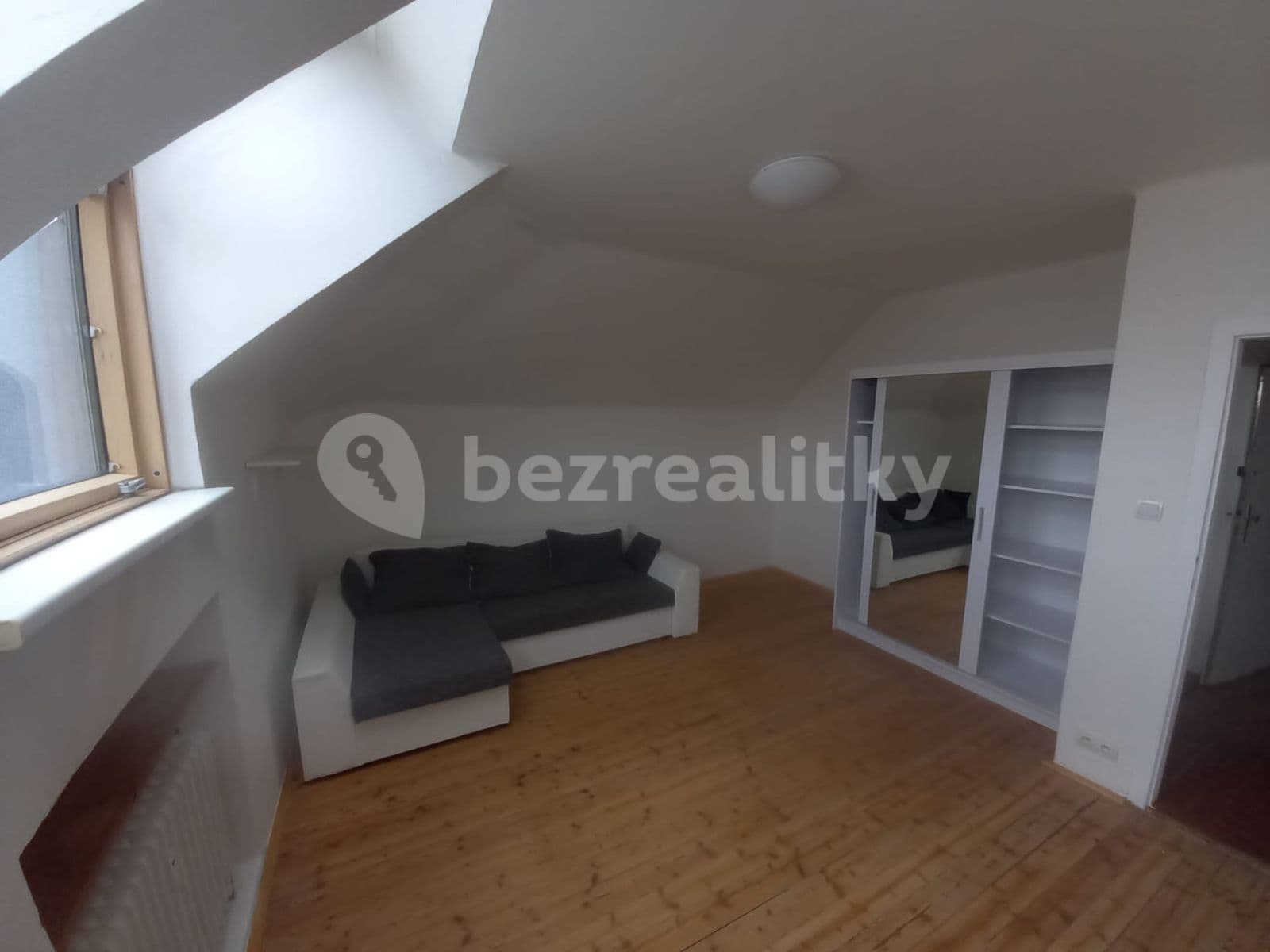 Pronájem bytu 2+1 50 m², Bajkalská, Praha, Praha Pronájem bytu 2+1 50 m², Bajkalská, Praha, Praha