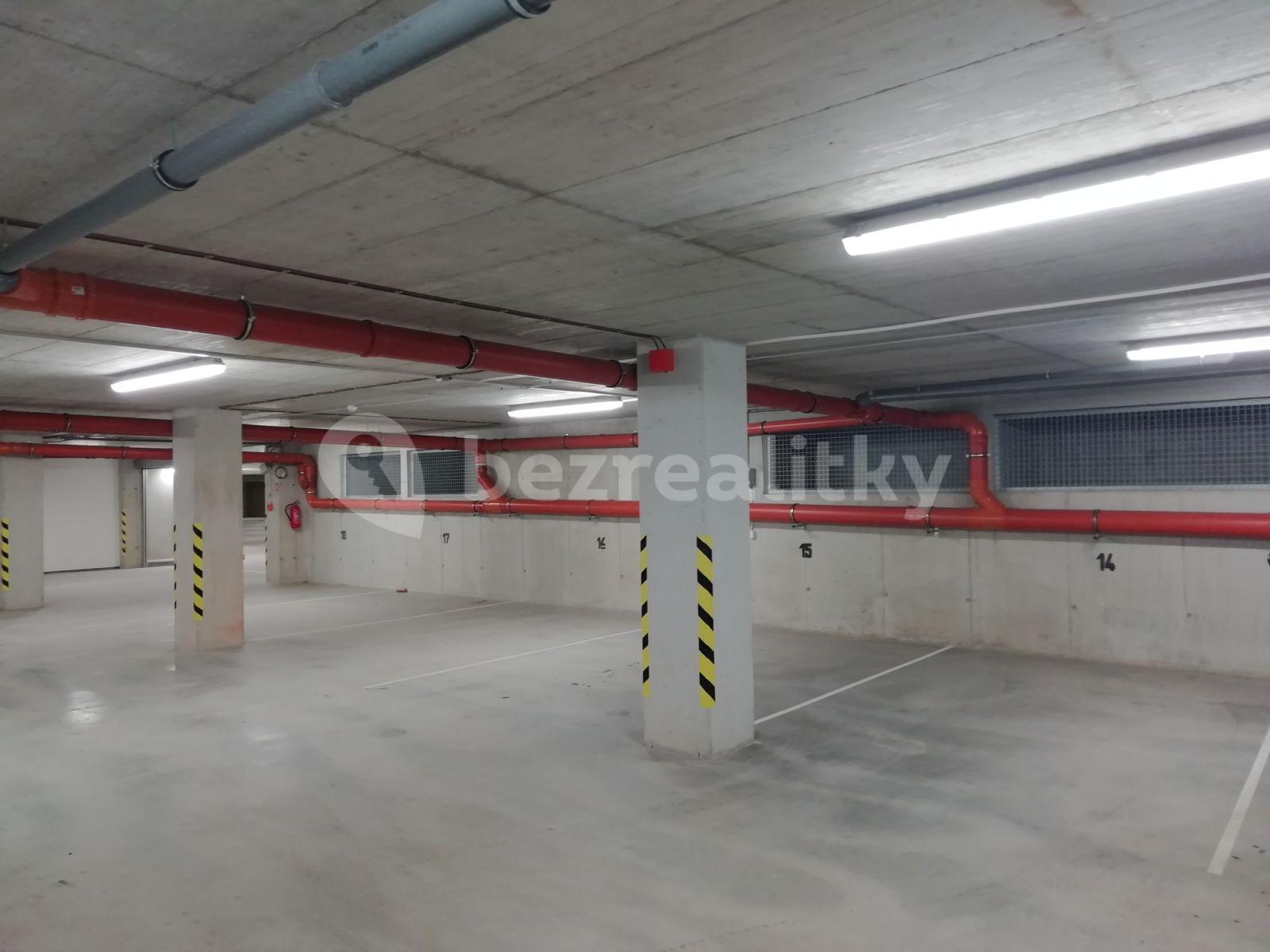 Pronájem garáže 14 m², Wellnerova, Olomouc, Olomoucký kraj