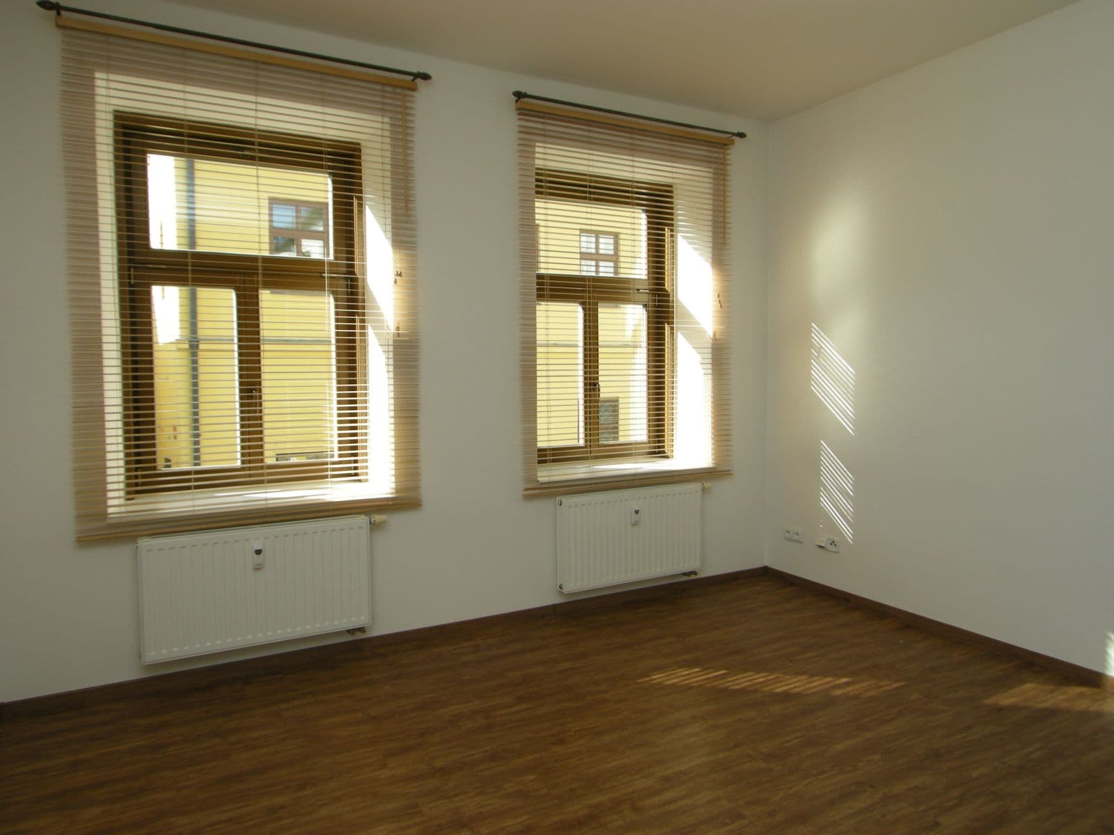 Pronájem bytu 2+kk 53 m², Lazebnická, Jihlava, Kraj Vysočina Pronájem bytu 2+kk 53 m², Lazebnická, Jihlava, Kraj Vysočina