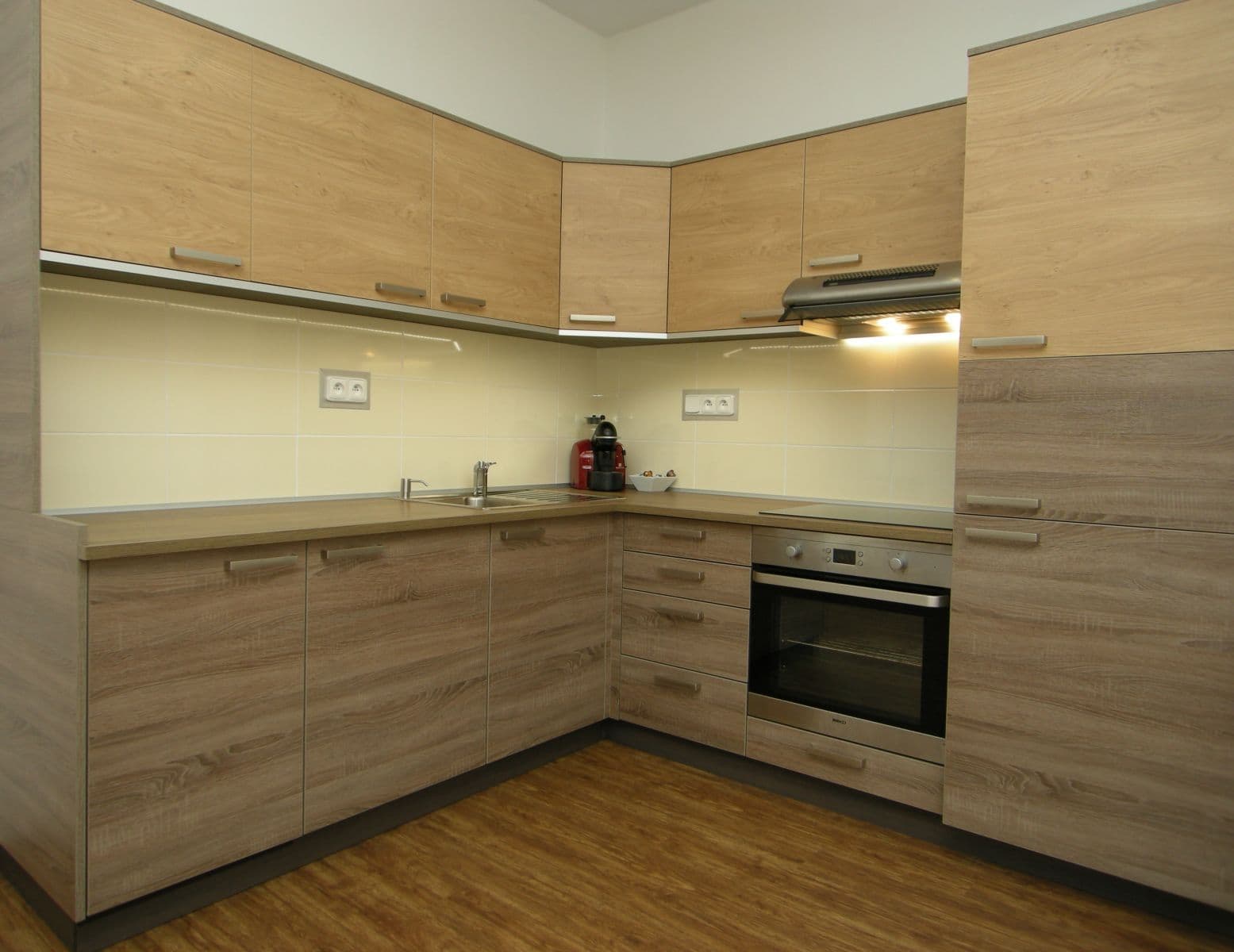 Pronájem bytu 2+kk 53 m², Lazebnická, Jihlava, Kraj Vysočina Pronájem bytu 2+kk 53 m², Lazebnická, Jihlava, Kraj Vysočina