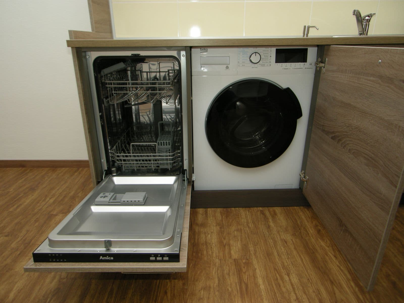 Pronájem bytu 2+kk 53 m², Lazebnická, Jihlava, Kraj Vysočina Pronájem bytu 2+kk 53 m², Lazebnická, Jihlava, Kraj Vysočina