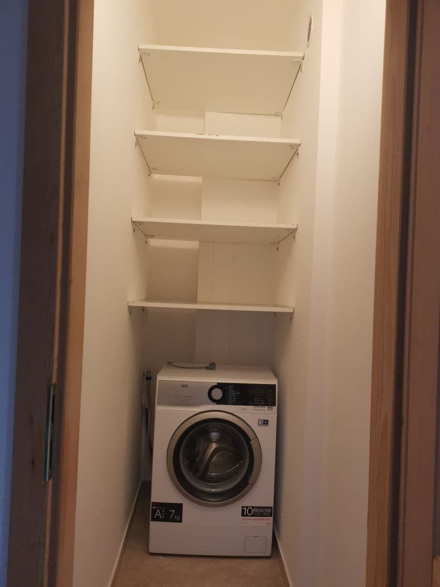 Pronájem bytu 2+1 56 m², Družstevní Ochoz, Praha, Praha Pronájem bytu 2+1 56 m², Družstevní Ochoz, Praha, Praha