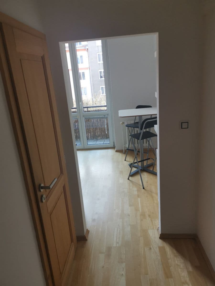 Pronájem bytu 2+1 56 m², Družstevní Ochoz, Praha, Praha Pronájem bytu 2+1 56 m², Družstevní Ochoz, Praha, Praha