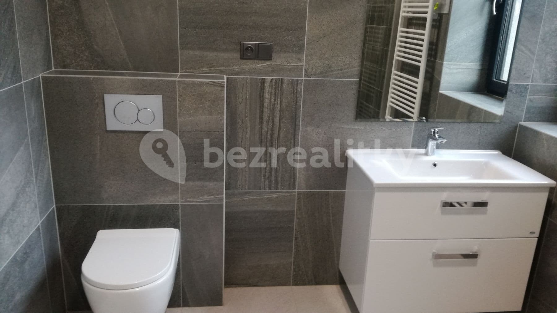 Pronájem bytu 1+kk 38 m², Halasova, Ostrava, Moravskoslezský kraj Pronájem bytu 1+kk 38 m², Halasova, Ostrava, Moravskoslezský kraj