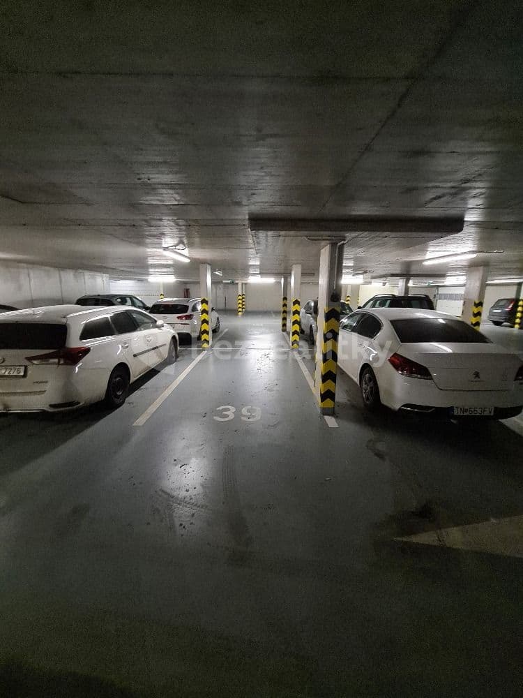 Pronájem bytu 2+kk 55 m², Na Zlaté stoce, České Budějovice, Jihočeský kraj Pronájem bytu 2+kk 55 m², Na Zlaté stoce, České Budějovice, Jihočeský kraj