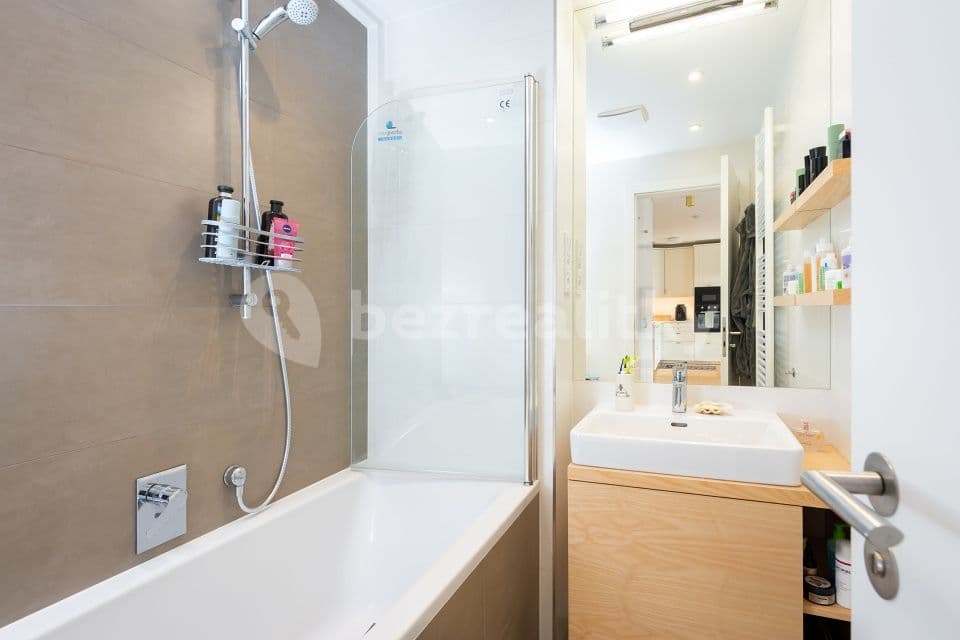 Pronájem bytu 2+kk 60 m², Holečkova, Praha, Praha Pronájem bytu 2+kk 60 m², Holečkova, Praha, Praha