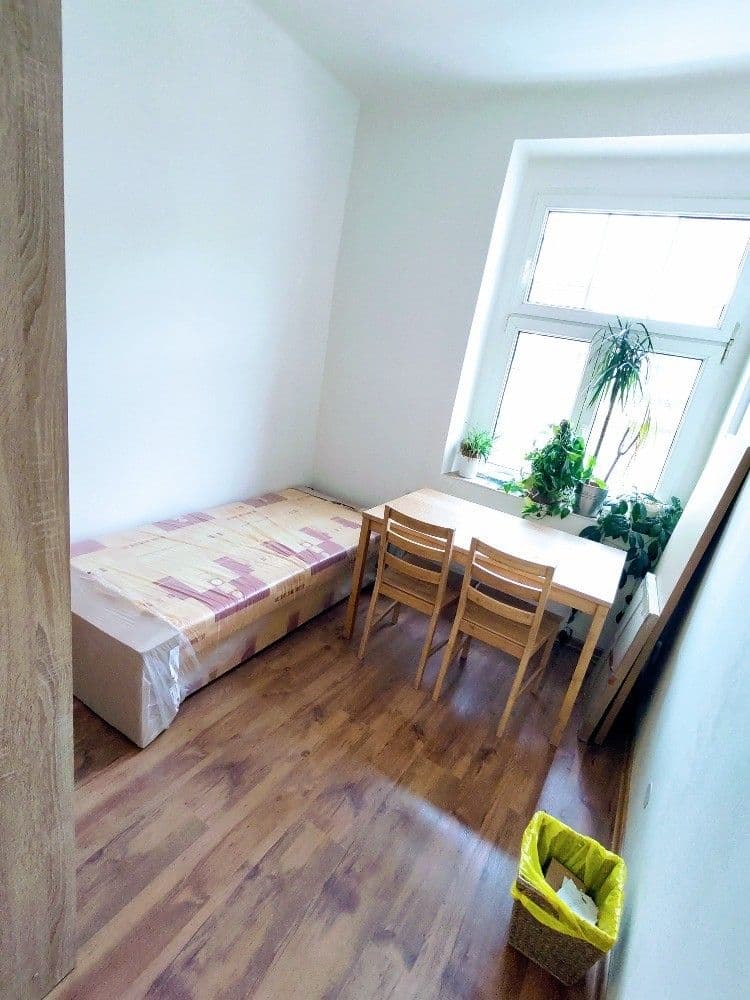 Pronájem bytu 3+1 70 m², Pivovarnická, Praha, Praha Pronájem bytu 3+1 70 m², Pivovarnická, Praha, Praha