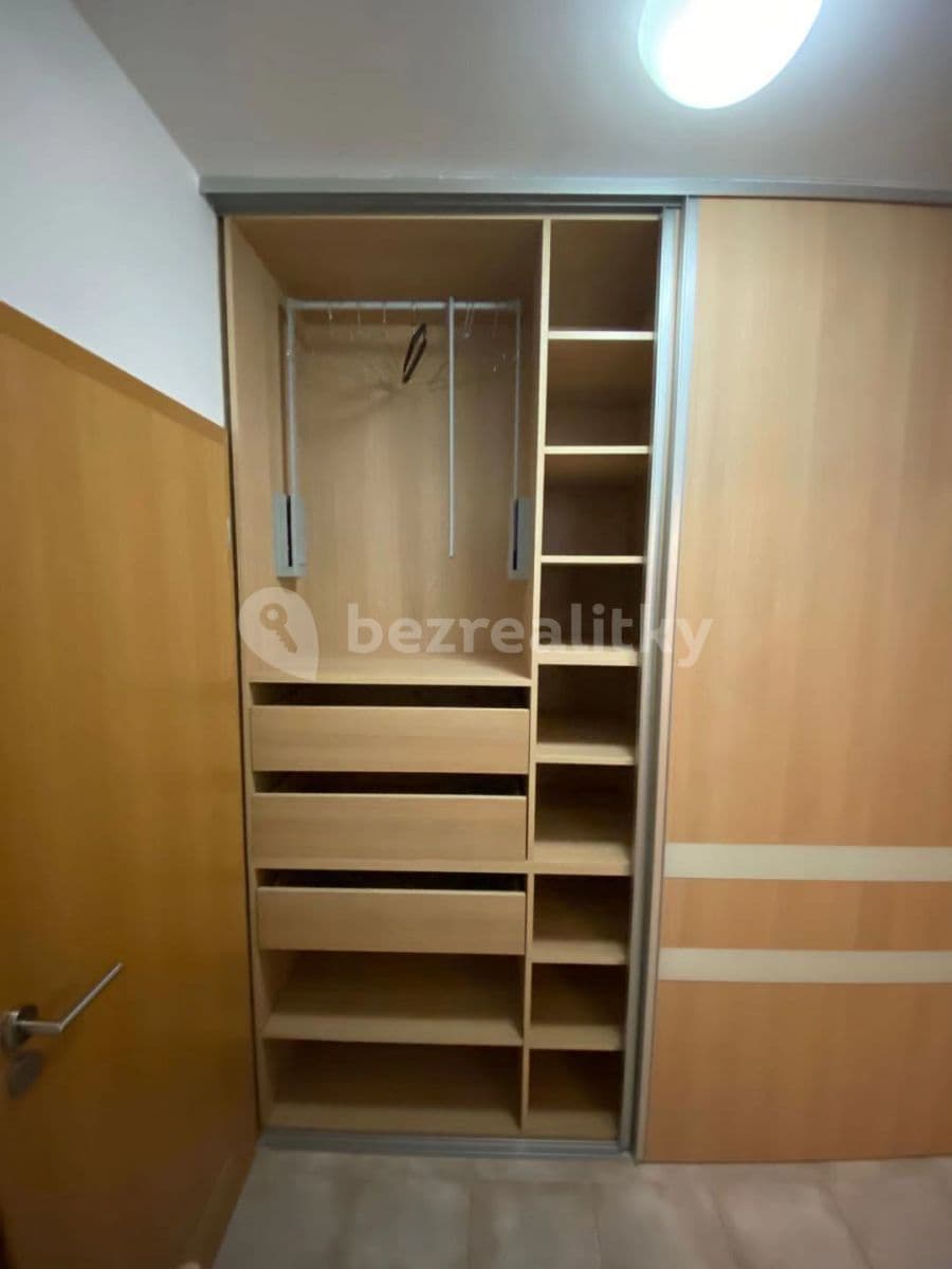 Pronájem bytu 2+kk 55 m², Kovanecká, Praha, Praha Pronájem bytu 2+kk 55 m², Kovanecká, Praha, Praha