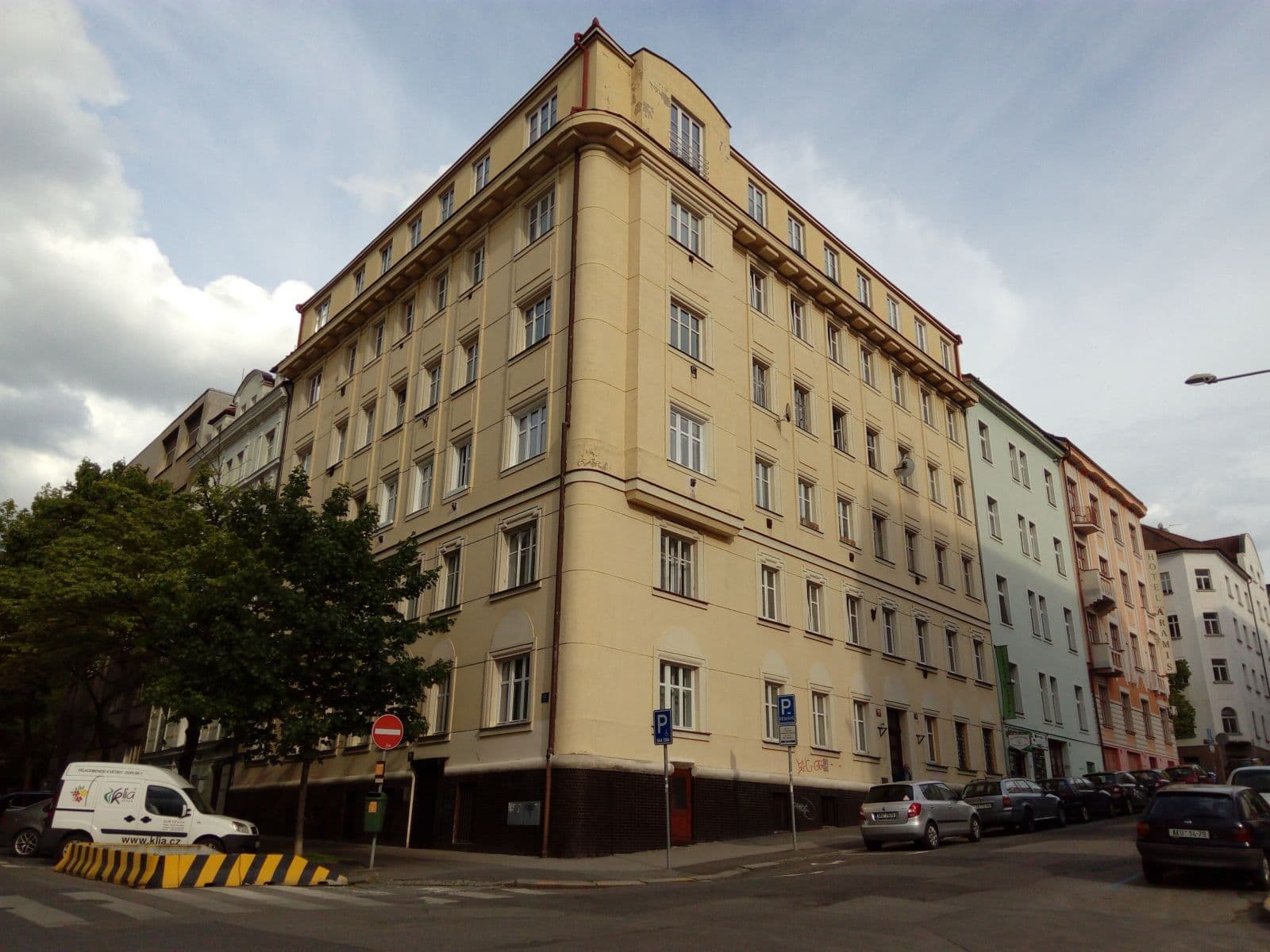 Pronájem bytu 3+kk 88 m², Ostromečská, Praha, Praha Pronájem bytu 3+kk 88 m², Ostromečská, Praha, Praha