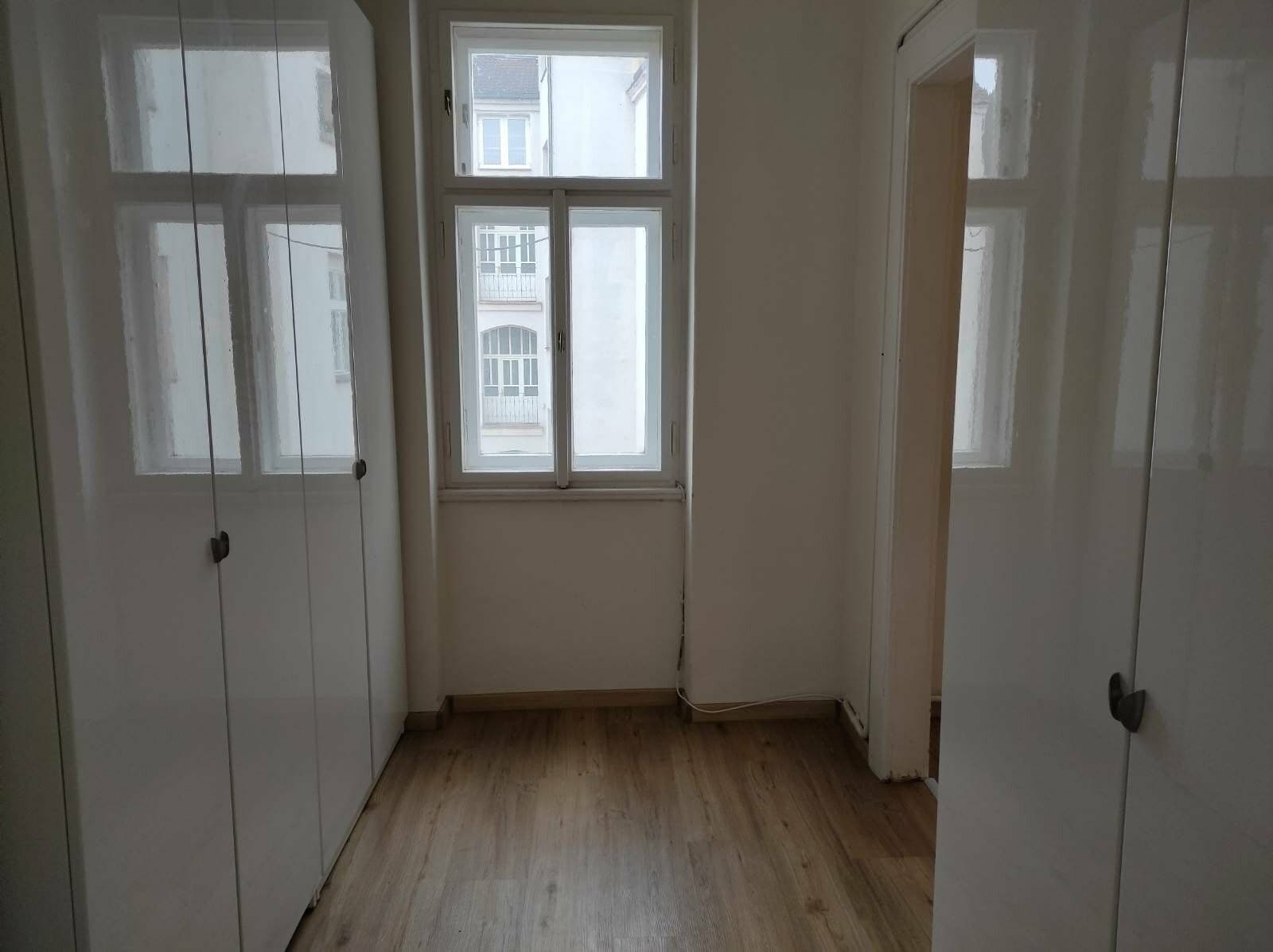 Pronájem bytu 3+kk 88 m², Ostromečská, Praha, Praha Pronájem bytu 3+kk 88 m², Ostromečská, Praha, Praha