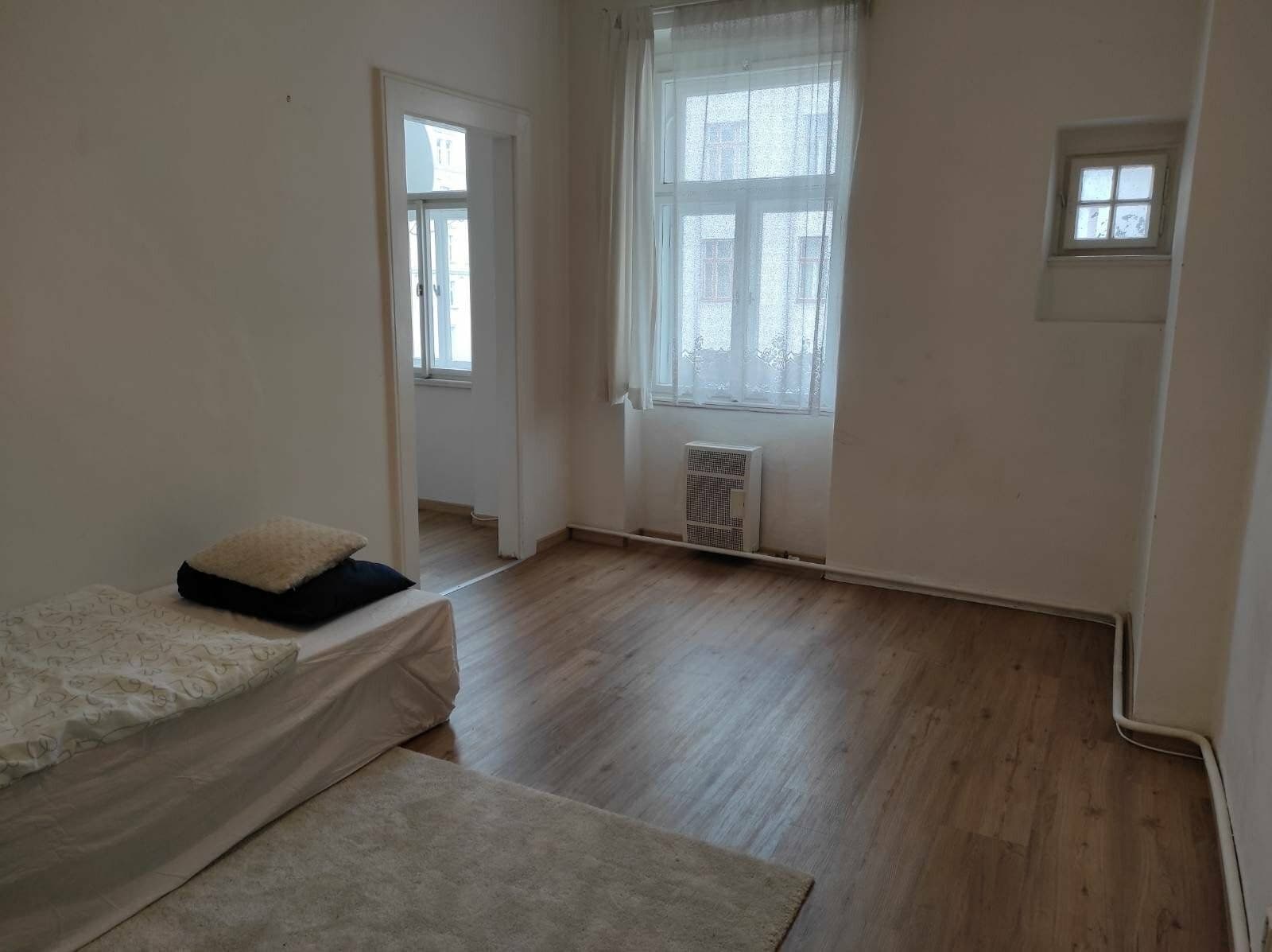 Pronájem bytu 3+kk 88 m², Ostromečská, Praha, Praha Pronájem bytu 3+kk 88 m², Ostromečská, Praha, Praha