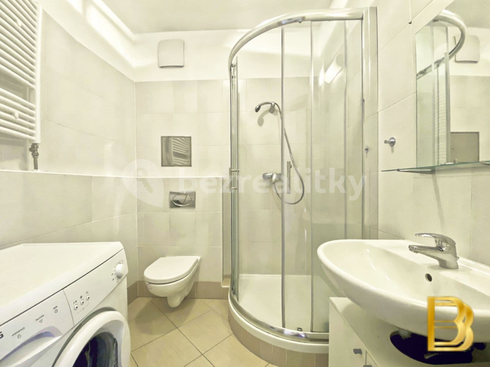 Pronájem bytu 1+kk 36 m², Nademlejnská, Praha, Praha Pronájem bytu 1+kk 36 m², Nademlejnská, Praha, Praha