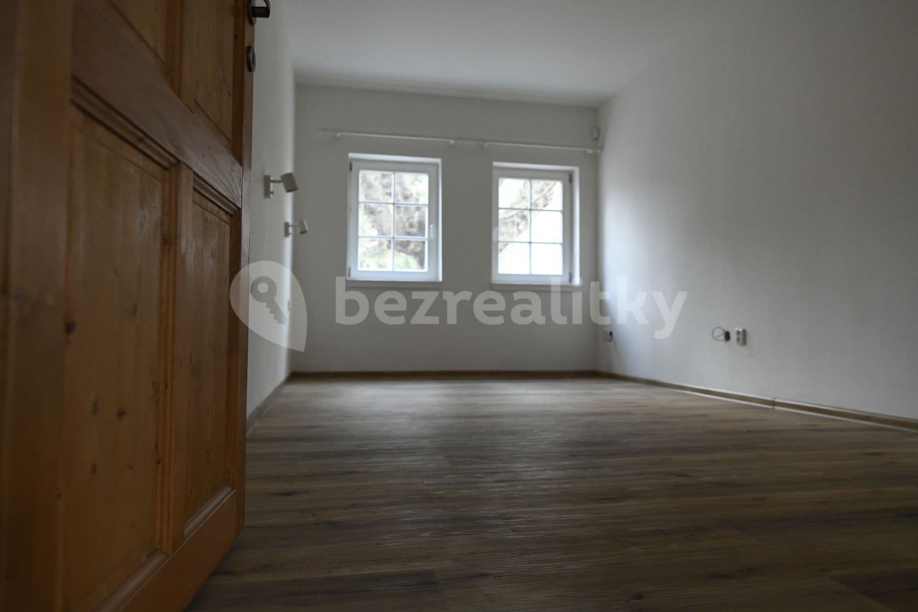 Pronájem bytu 3+kk 120 m², Ant. Škváry, Kladno, Středočeský kraj Pronájem bytu 3+kk 120 m², Ant. Škváry, Kladno, Středočeský kraj