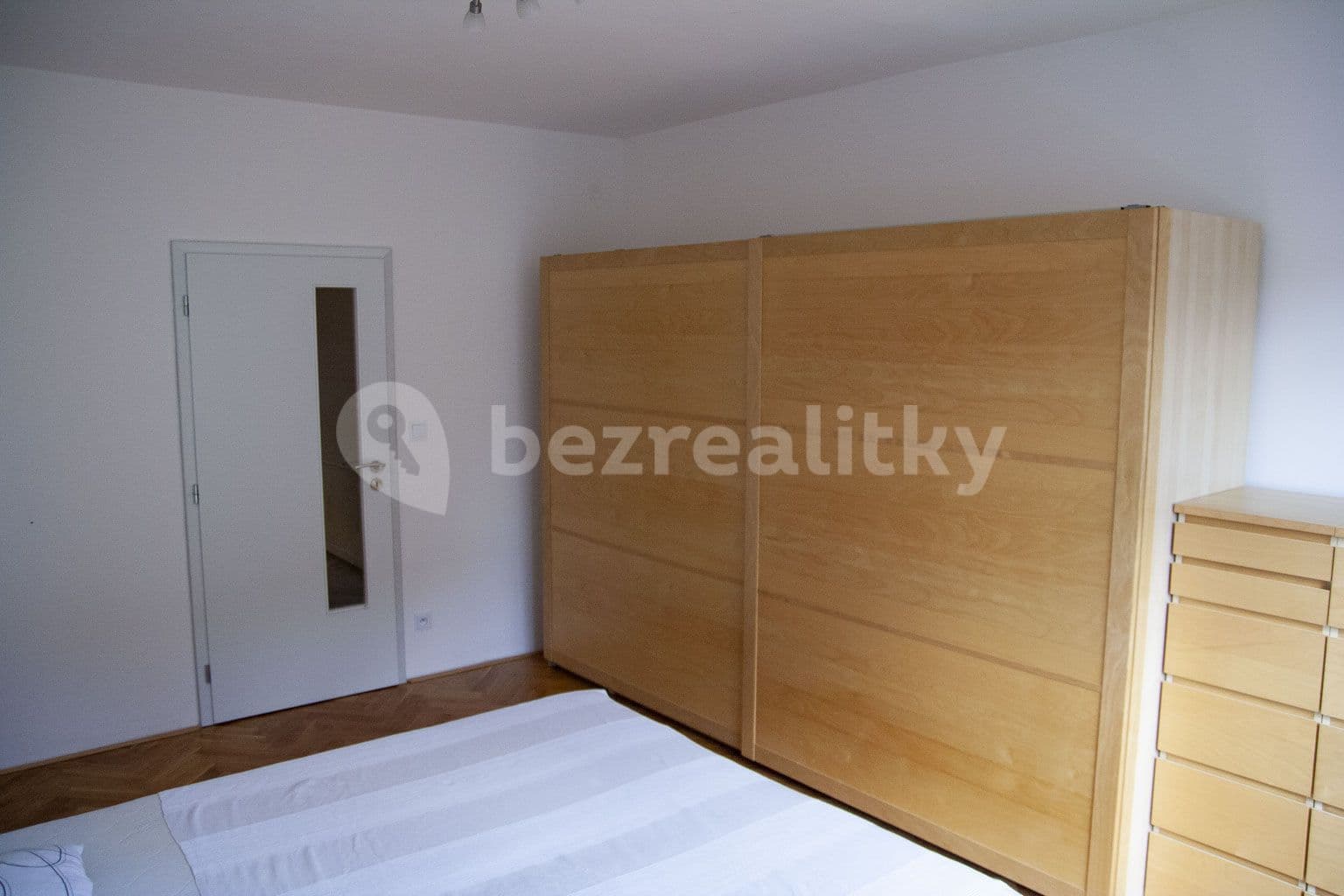 Pronájem bytu 2+kk 68 m², Jevanská, Praha, Praha Pronájem bytu 2+kk 68 m², Jevanská, Praha, Praha