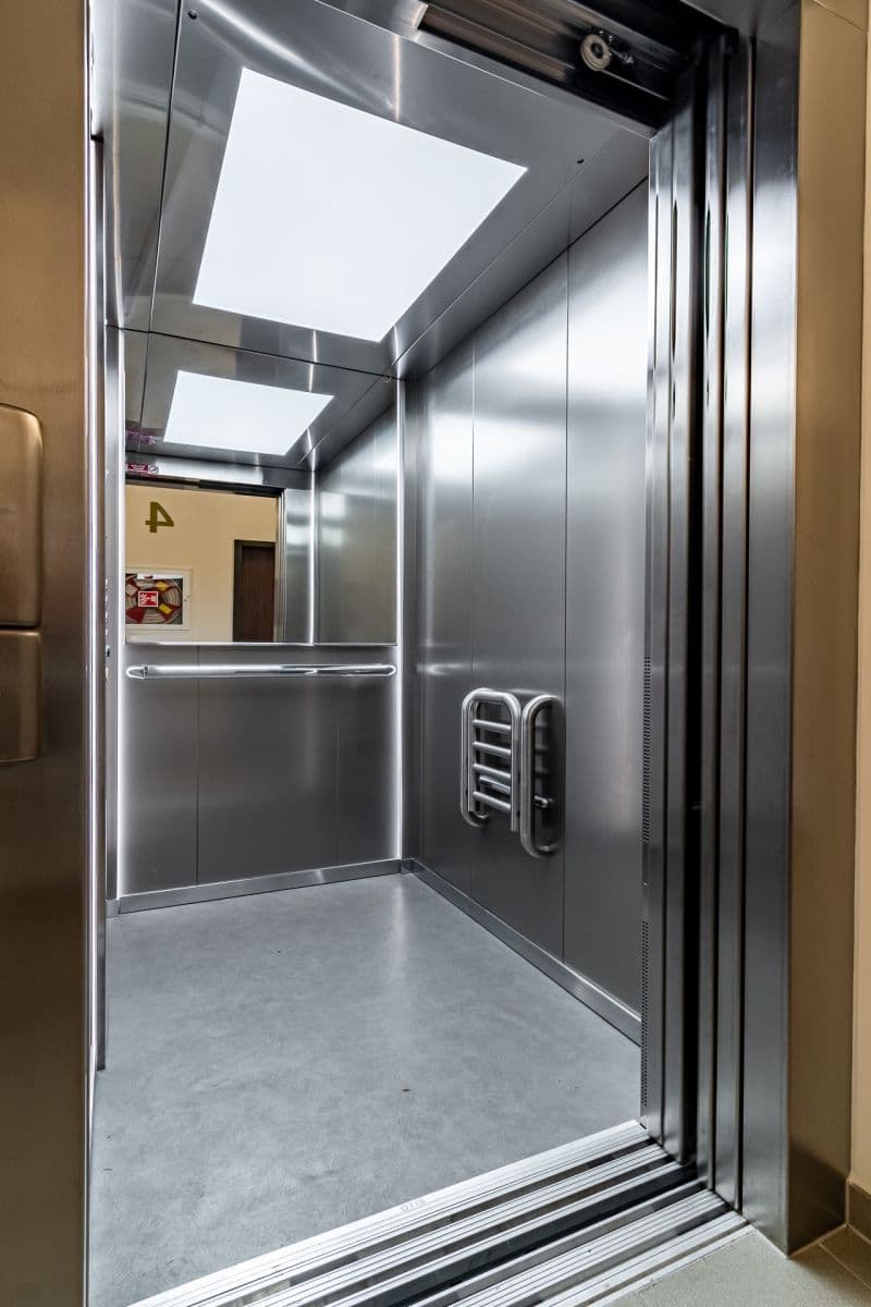 Pronájem bytu 2+kk 66 m², T. G. Masaryka, Horoměřice, Středočeský kraj Pronájem bytu 2+kk 66 m², T. G. Masaryka, Horoměřice, Středočeský kraj