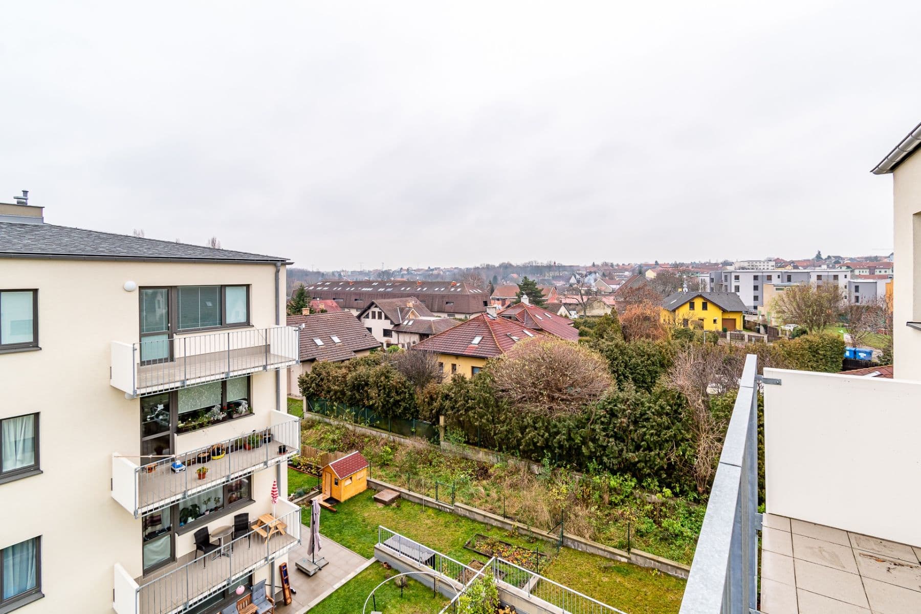 Pronájem bytu 2+kk 66 m², T. G. Masaryka, Horoměřice, Středočeský kraj Pronájem bytu 2+kk 66 m², T. G. Masaryka, Horoměřice, Středočeský kraj