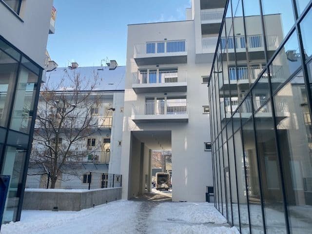 Pronájem bytu 1+kk 48 m², Křižíkova, Praha, Praha Pronájem bytu 1+kk 48 m², Křižíkova, Praha, Praha