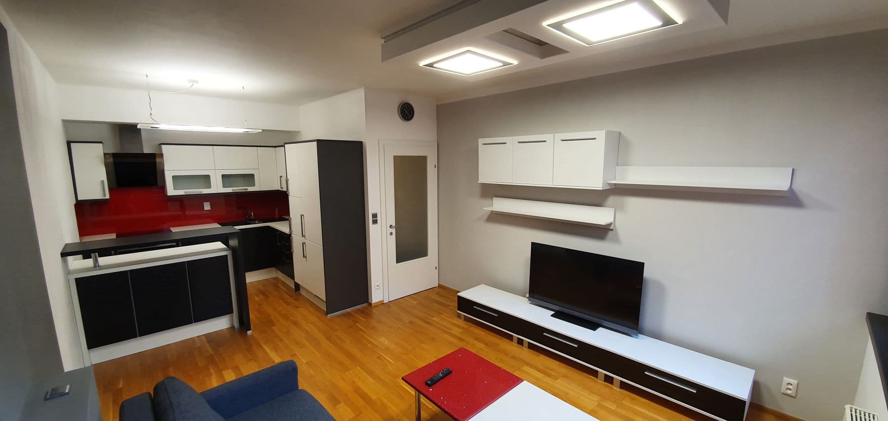 Pronájem bytu 2+kk 64 m², V Přístavu, Praha, Praha Pronájem bytu 2+kk 64 m², V Přístavu, Praha, Praha
