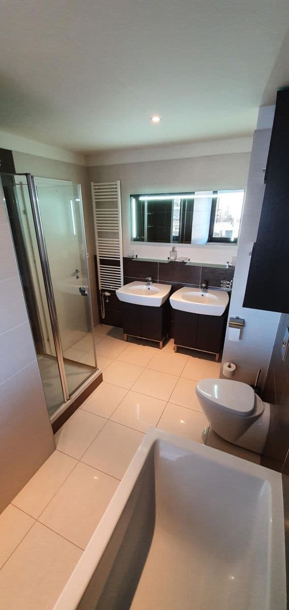 Pronájem bytu 2+kk 64 m², V Přístavu, Praha, Praha Pronájem bytu 2+kk 64 m², V Přístavu, Praha, Praha