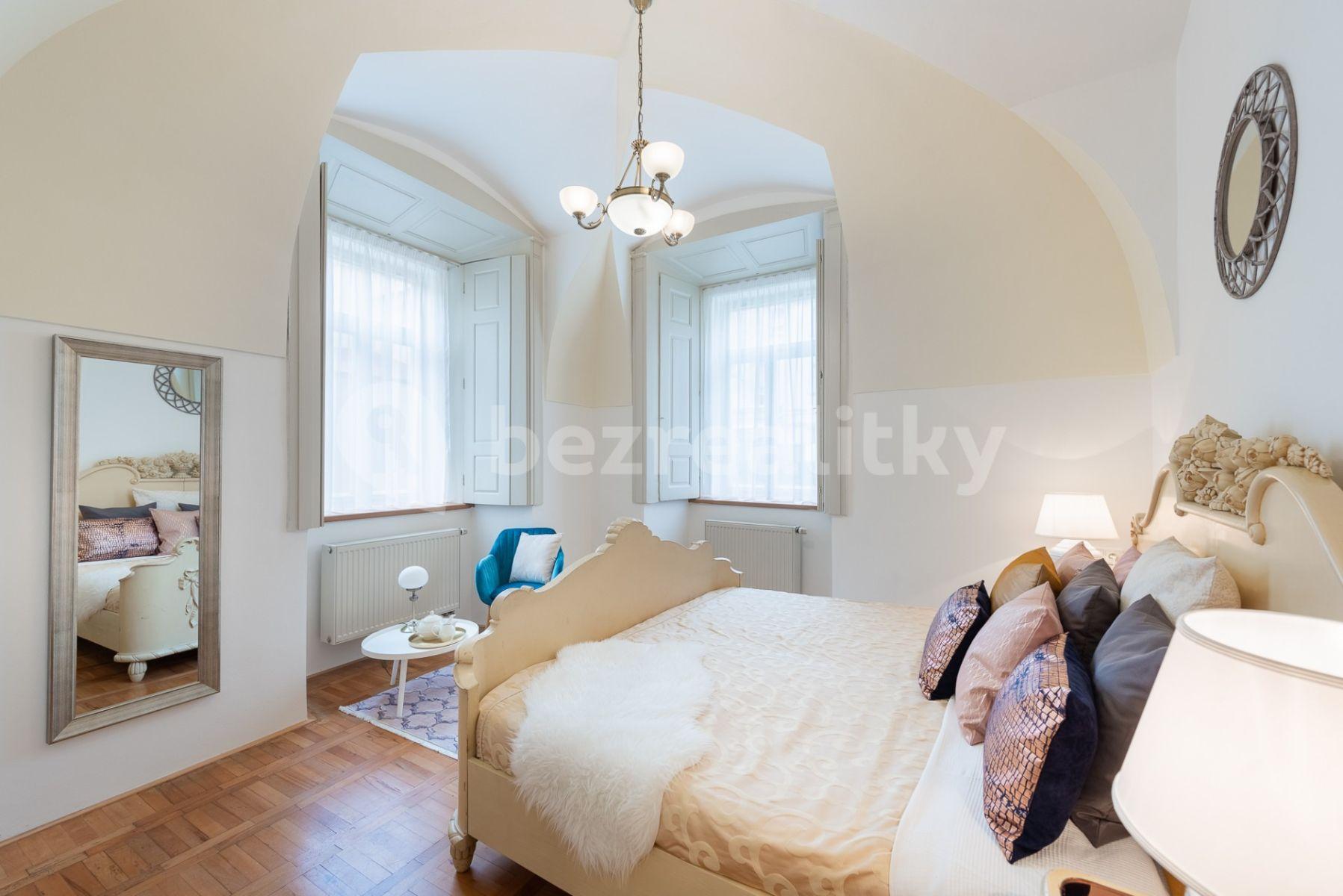 Prodej bytu 5+1 124 m², Náprstkova, Praha, Praha