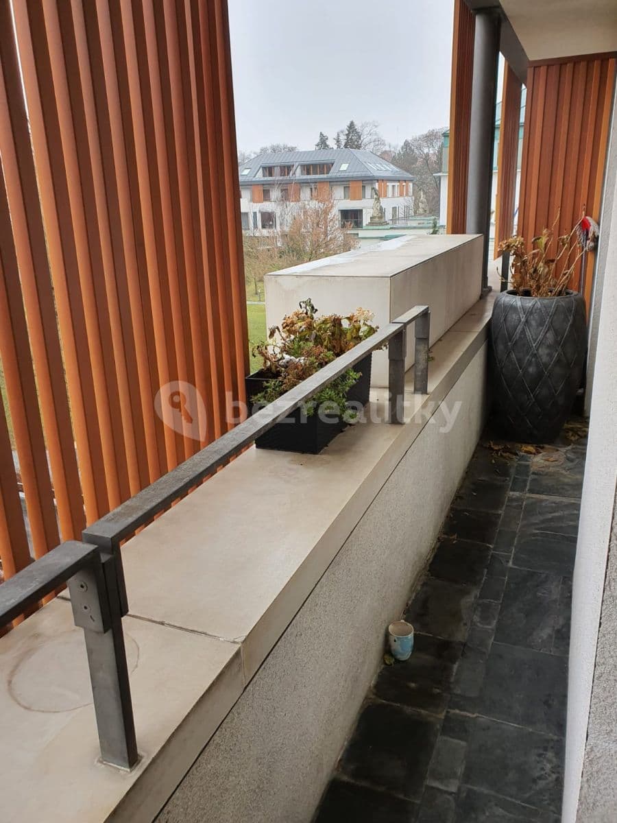 Pronájem bytu 2+kk 74 m², Pod Kaštany, Praha, Praha Pronájem bytu 2+kk 74 m², Pod Kaštany, Praha, Praha