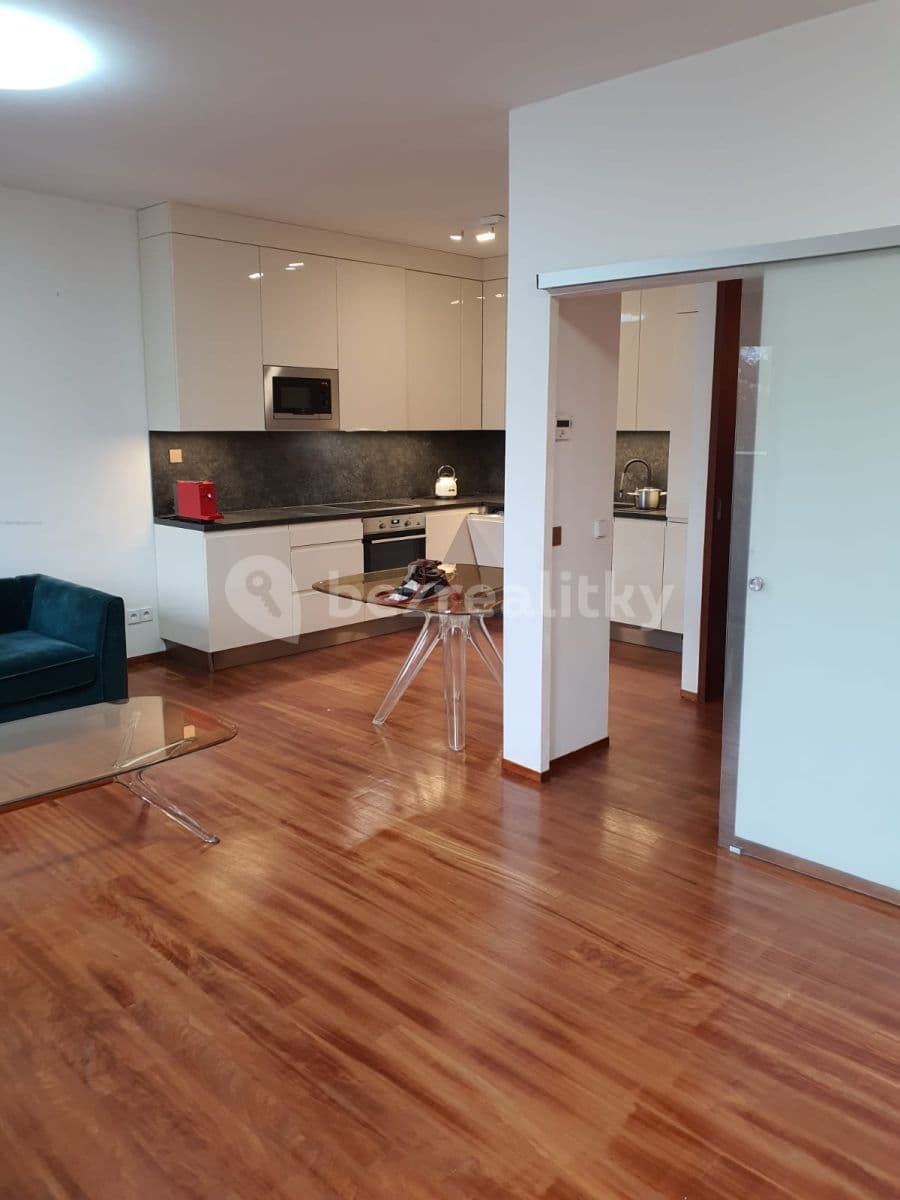 Pronájem bytu 2+kk 74 m², Pod Kaštany, Praha, Praha Pronájem bytu 2+kk 74 m², Pod Kaštany, Praha, Praha