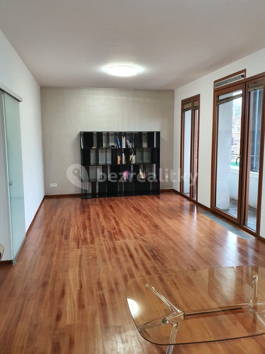 Pronájem bytu 2+kk 74 m², Pod Kaštany, Praha, Praha Pronájem bytu 2+kk 74 m², Pod Kaštany, Praha, Praha