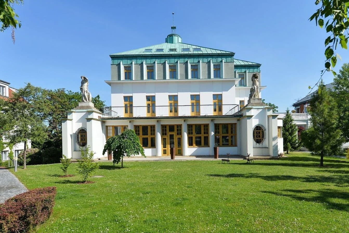 Pronájem bytu 2+kk 74 m², Pod Kaštany, Praha, Praha Pronájem bytu 2+kk 74 m², Pod Kaštany, Praha, Praha