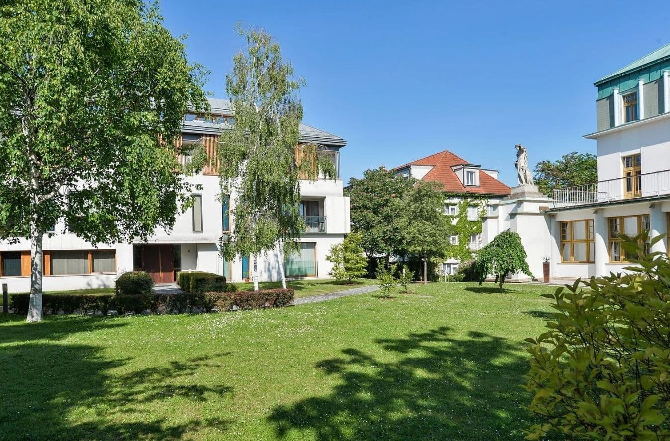 Pronájem bytu 2+kk 74 m², Pod Kaštany, Praha, Praha Pronájem bytu 2+kk 74 m², Pod Kaštany, Praha, Praha