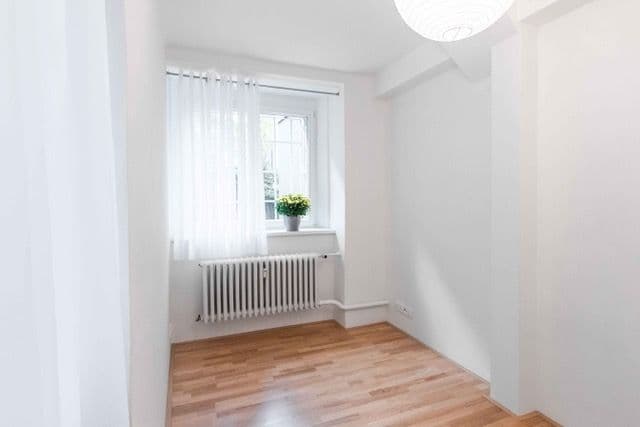 Pronájem bytu 1+kk 24 m², Kouřimská, Praha, Praha Pronájem bytu 1+kk 24 m², Kouřimská, Praha, Praha