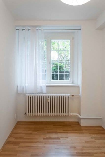 Pronájem bytu 1+kk 24 m², Kouřimská, Praha, Praha Pronájem bytu 1+kk 24 m², Kouřimská, Praha, Praha