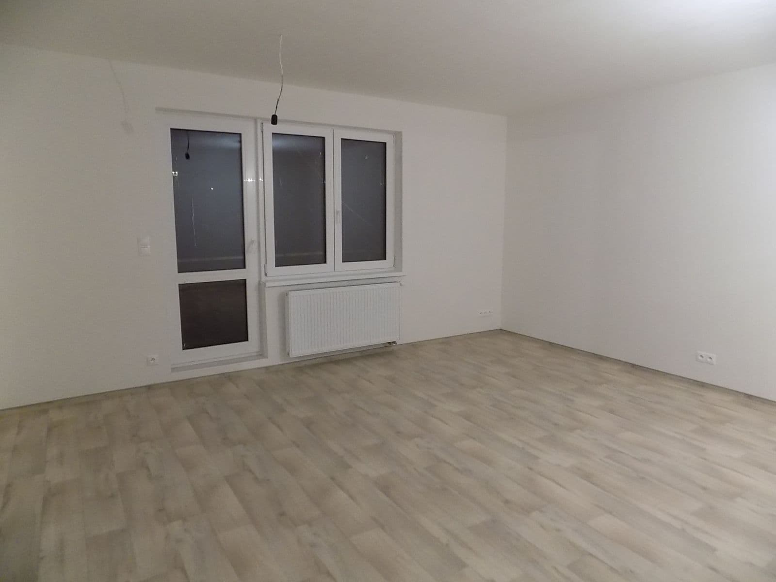 Pronájem bytu 3+1 90 m², Svatopluka Čecha, Čelákovice, Středočeský kraj Pronájem bytu 3+1 90 m², Svatopluka Čecha, Čelákovice, Středočeský kraj