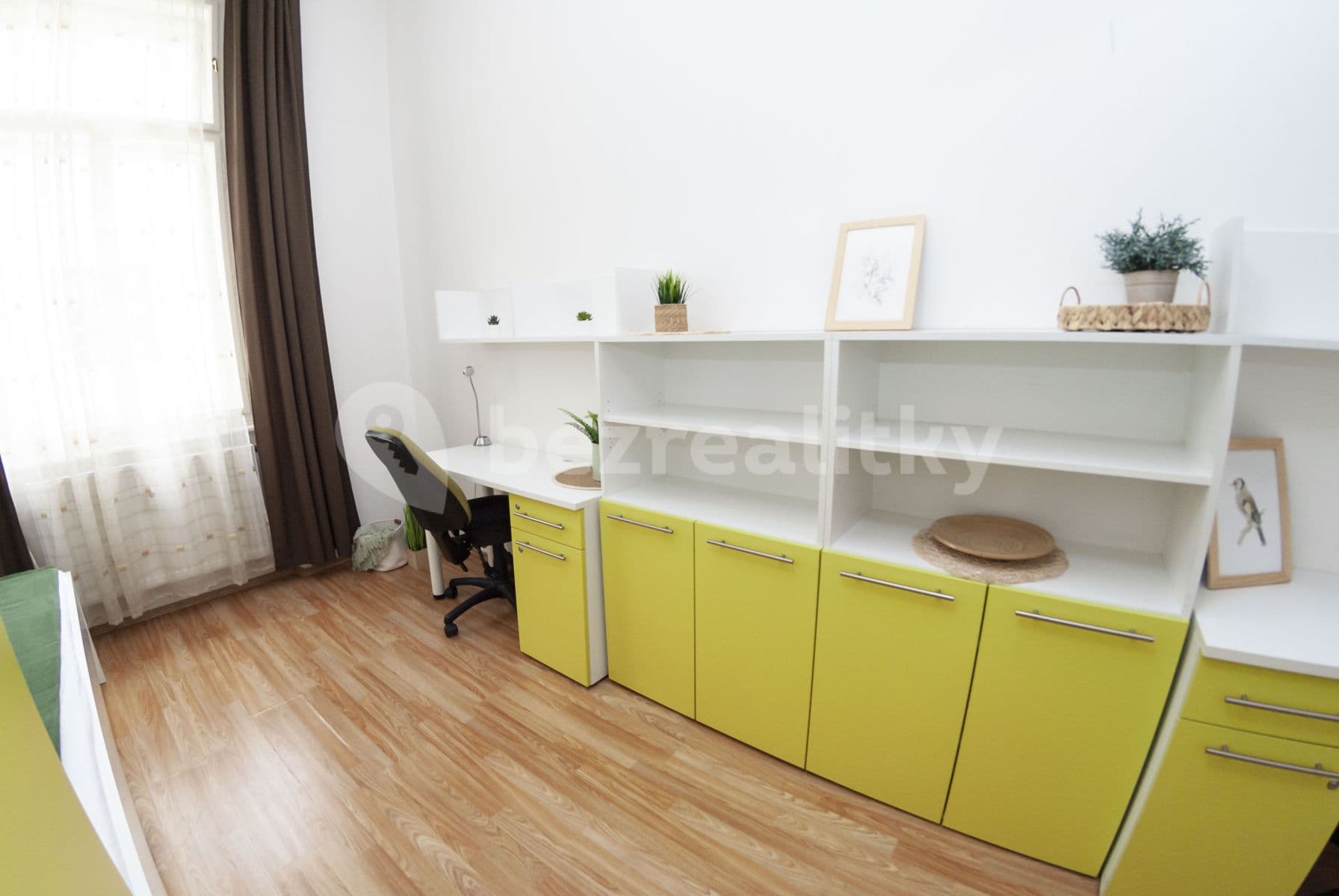 Pronájem bytu 3+1 55 m², Běhounská, Brno, Jihomoravský kraj Pronájem bytu 3+1 55 m², Běhounská, Brno, Jihomoravský kraj